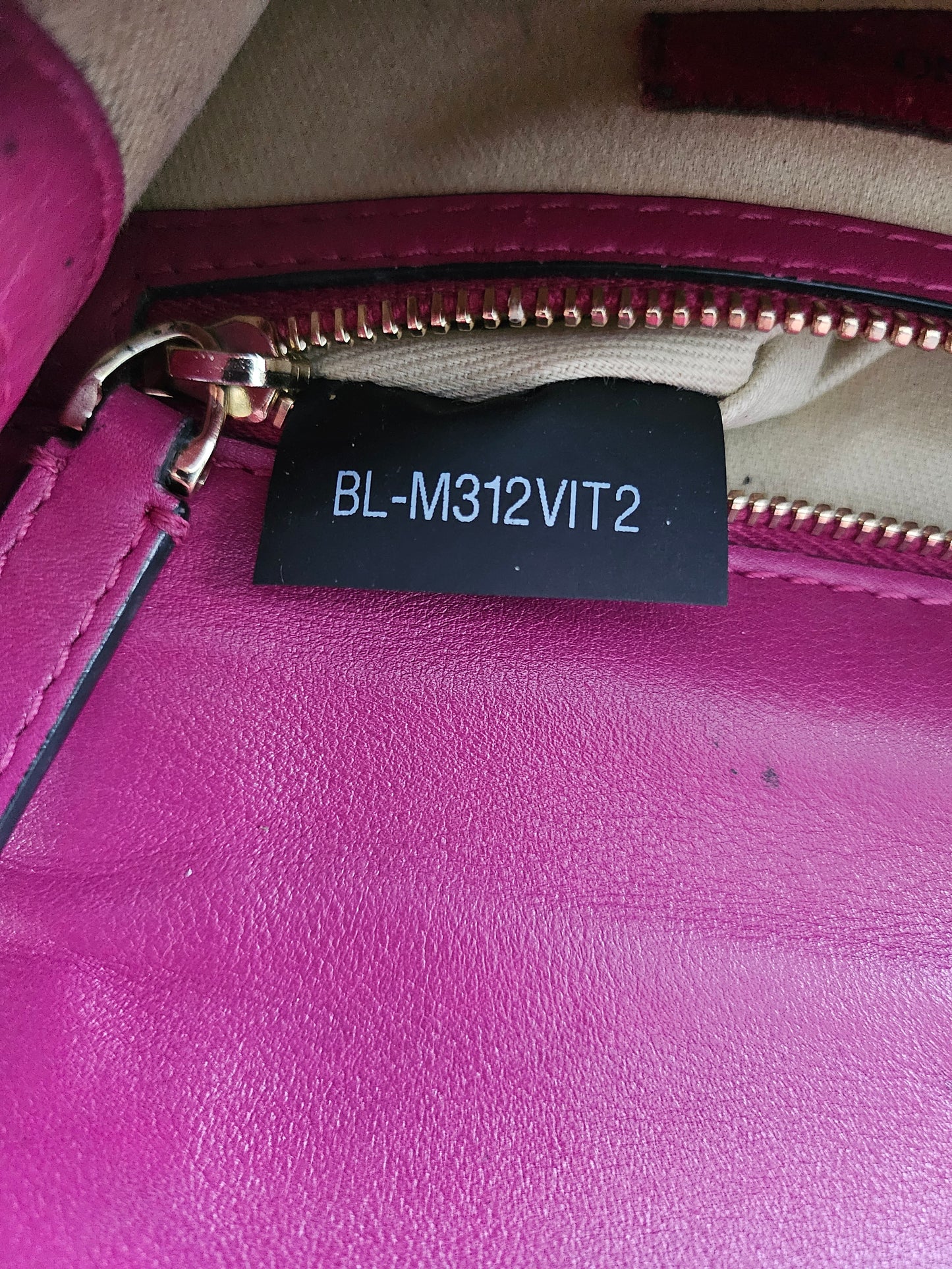 Valentino Garavani Glam Lock