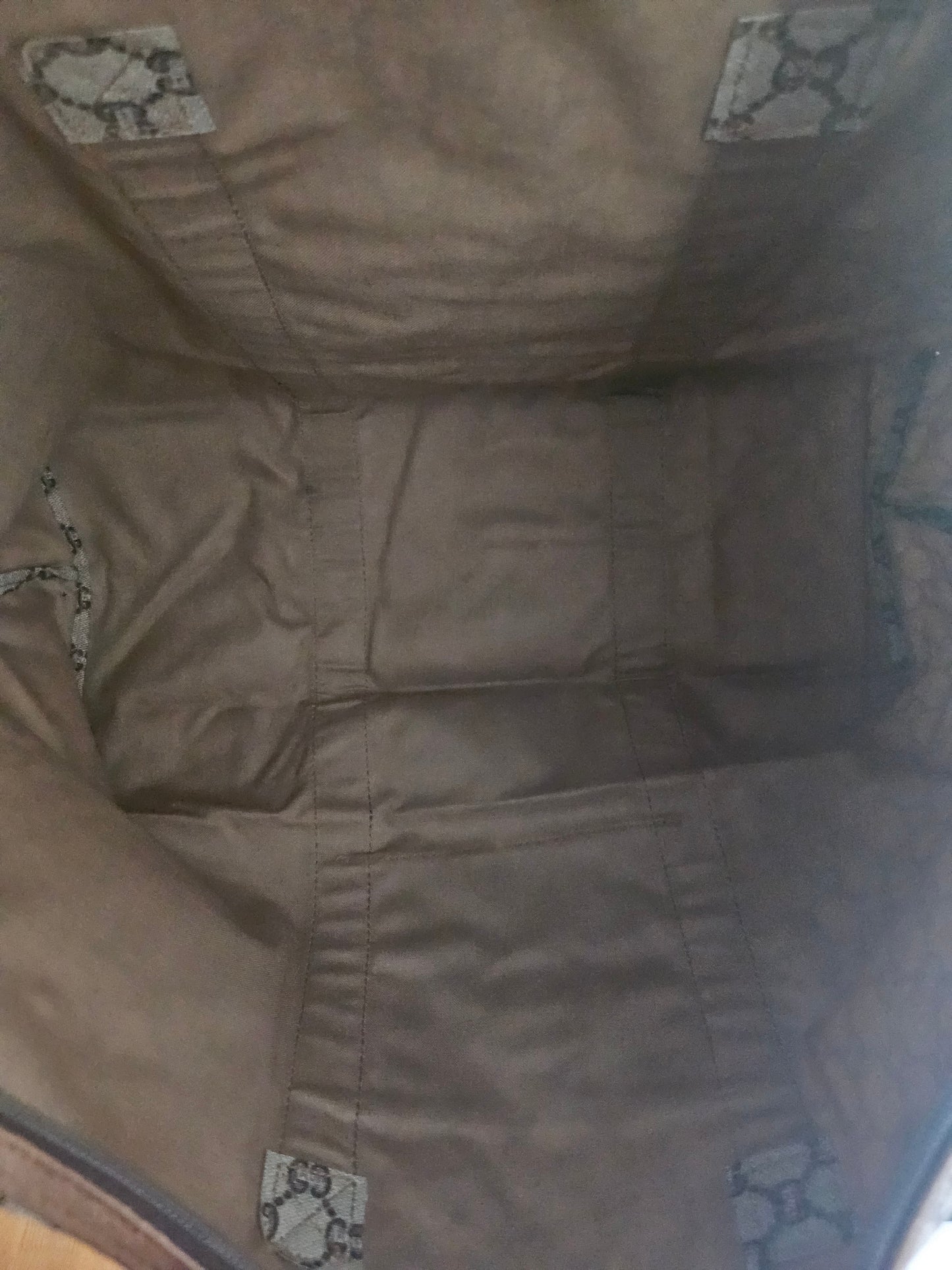Gucci Plus Weekender tote