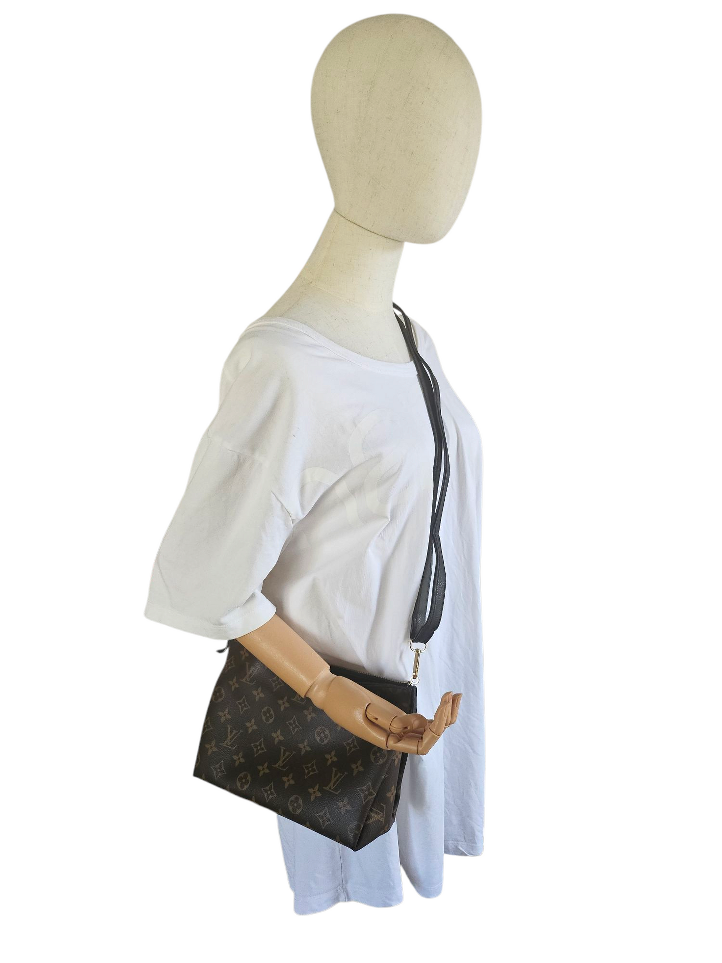 Louis Vuitton Pallas clutch