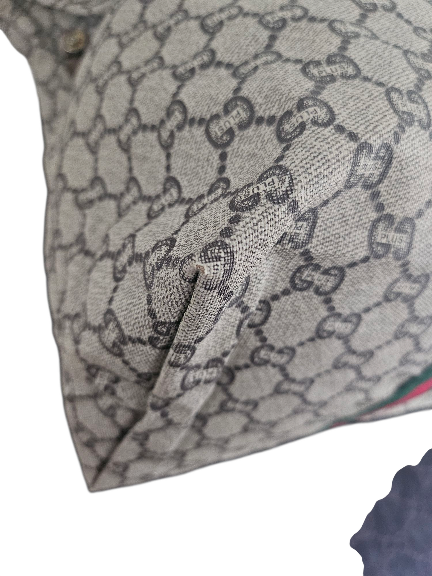 Gucci Plus Weekender tote