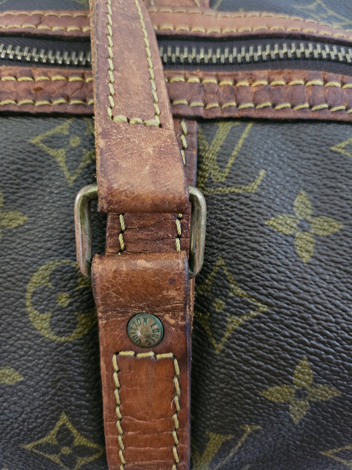 Louis Vuitton Sac Souple 35