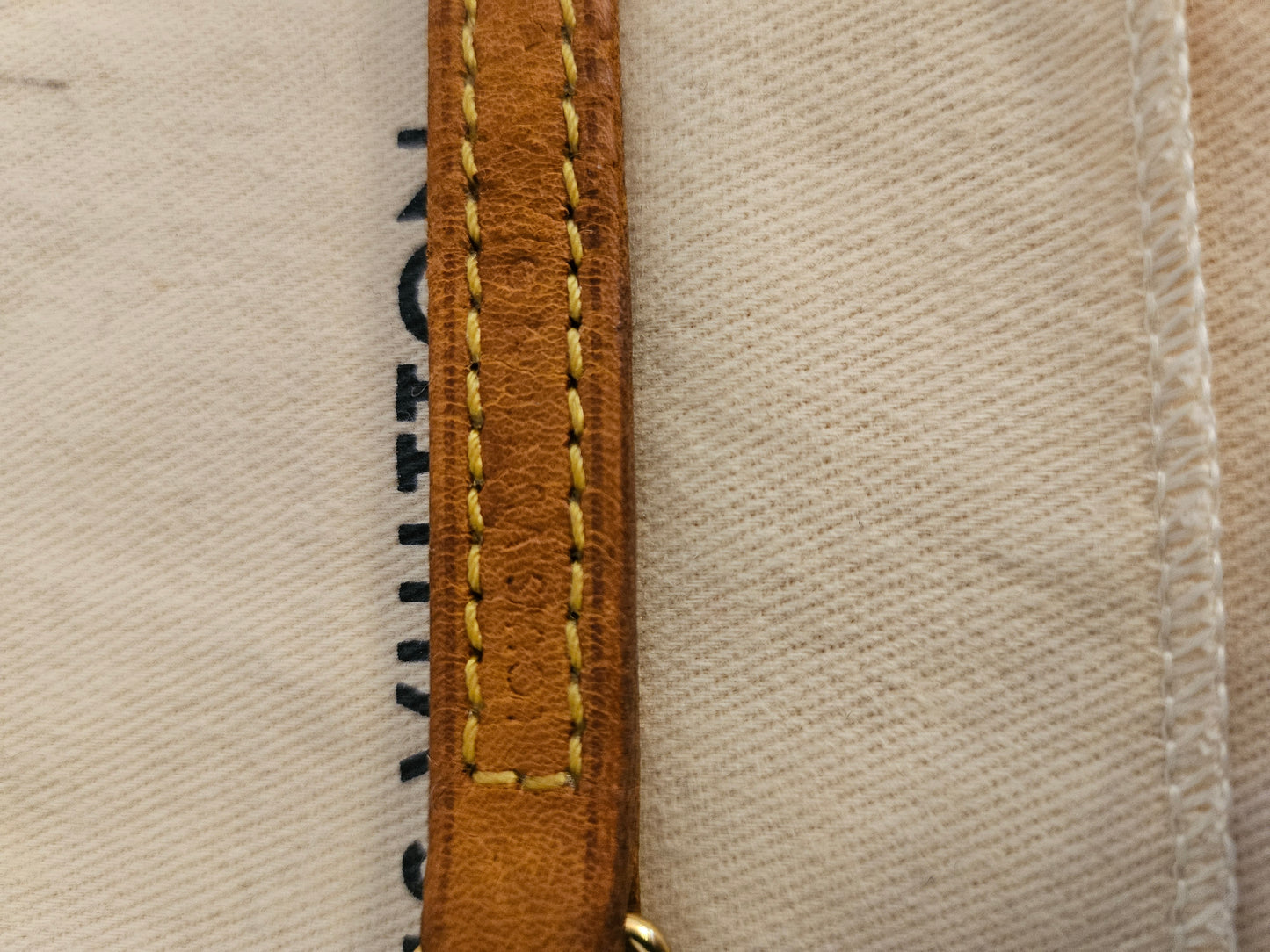 Louis Vuitton Vachetta strap