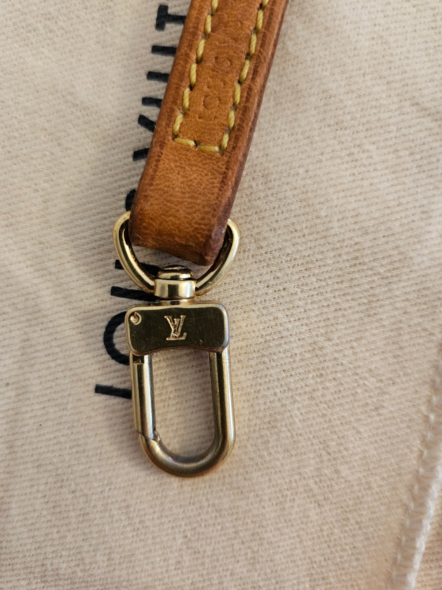 Louis Vuitton Vachetta strap