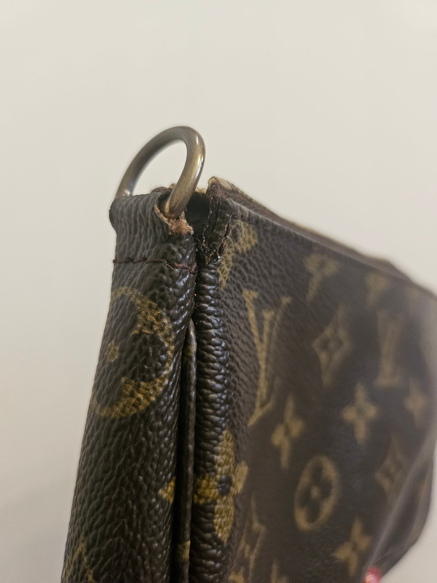 Louis Vuitton Pochette Accessoires