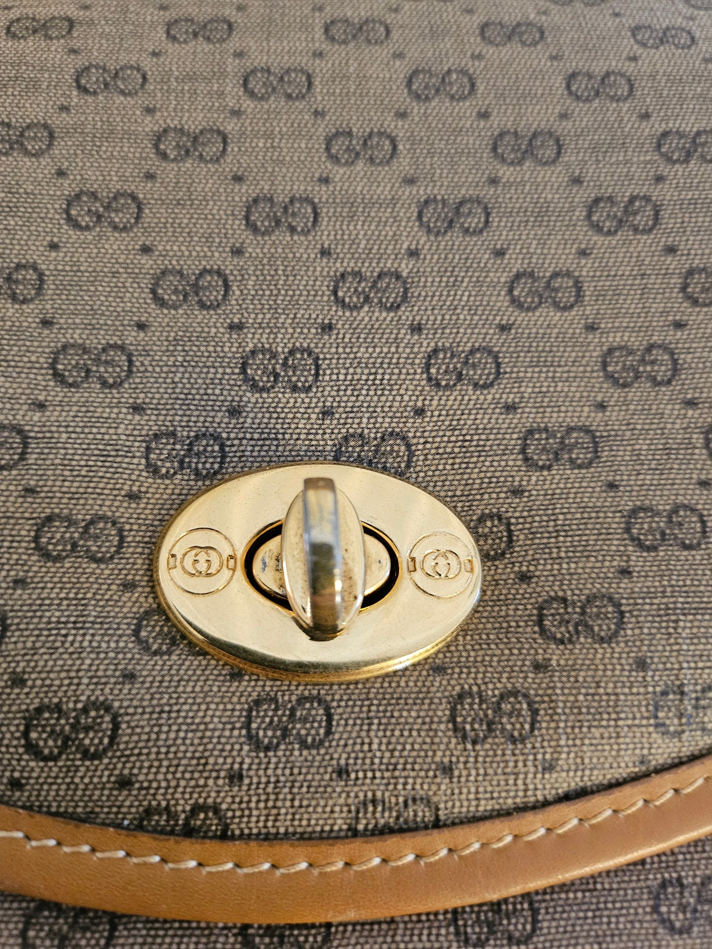 Gucci Micro GG Crossbody bag