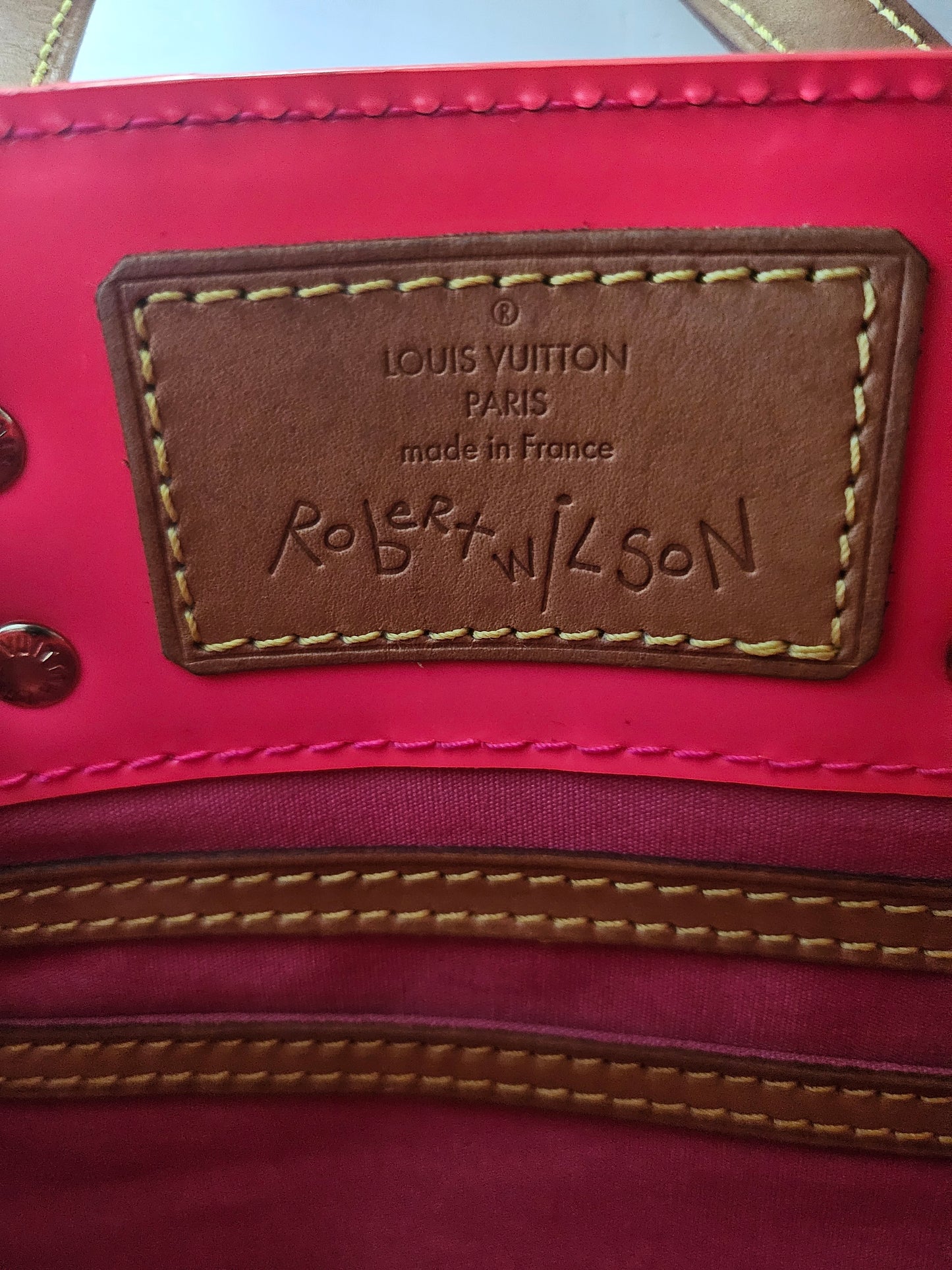 Louis Vuitton Fluo Reade PM