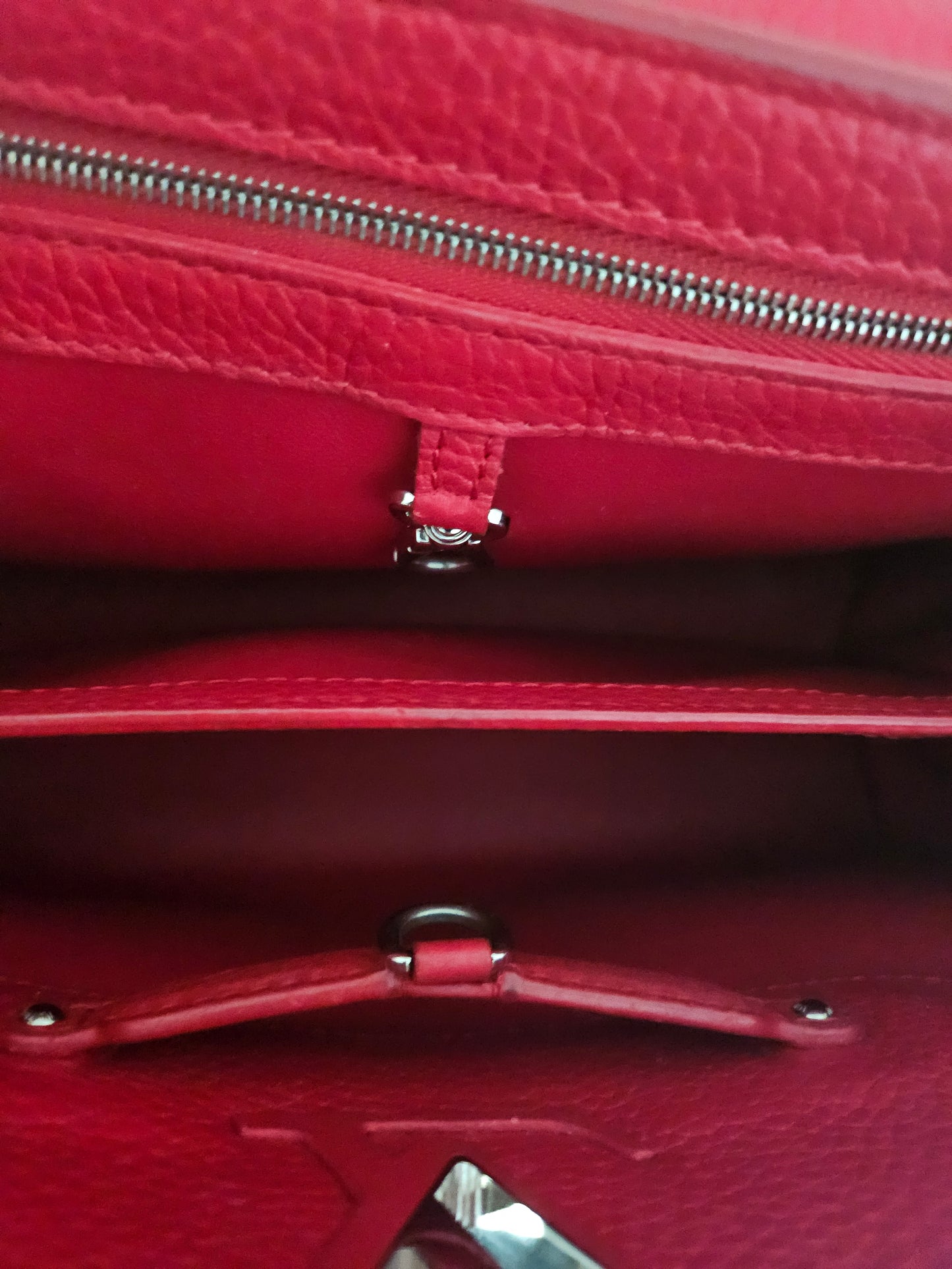 Louis Vuitton Capucines Taurillon PM