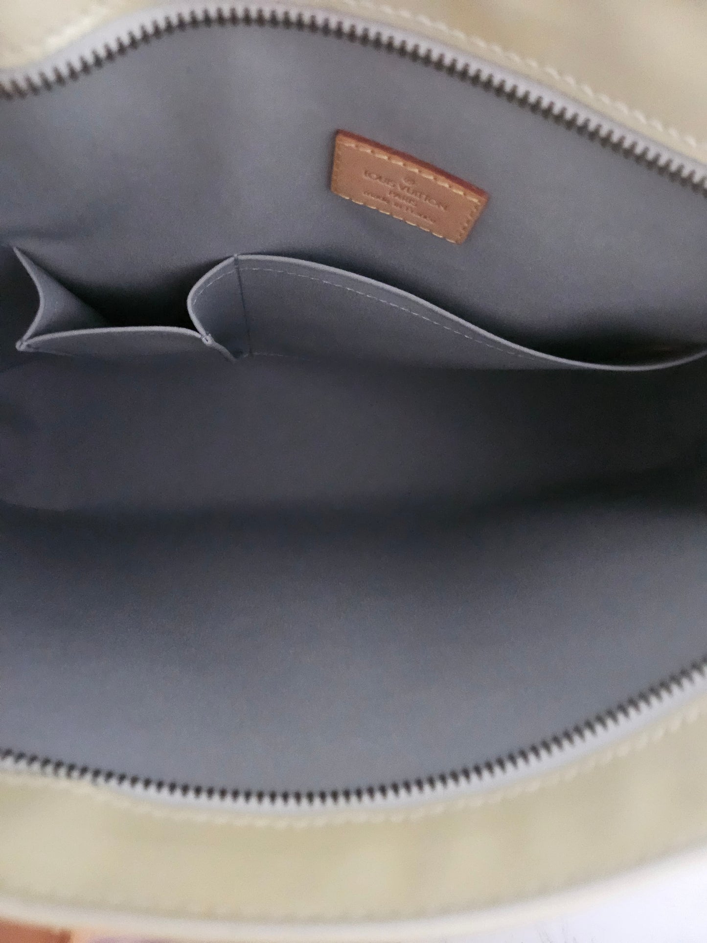 Louis Vuitton Brentwood Vernis