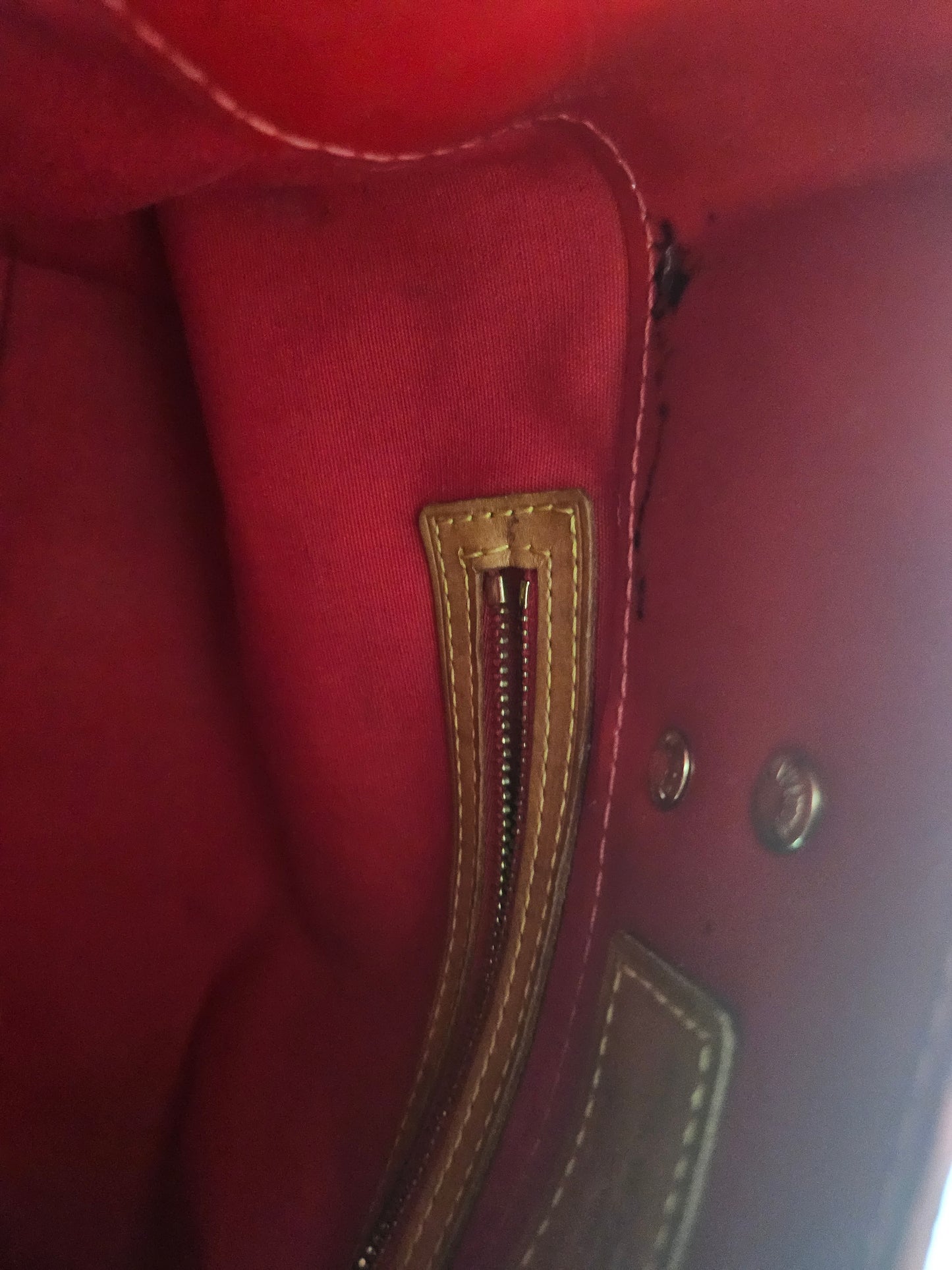 Louis Vuitton Reade PM