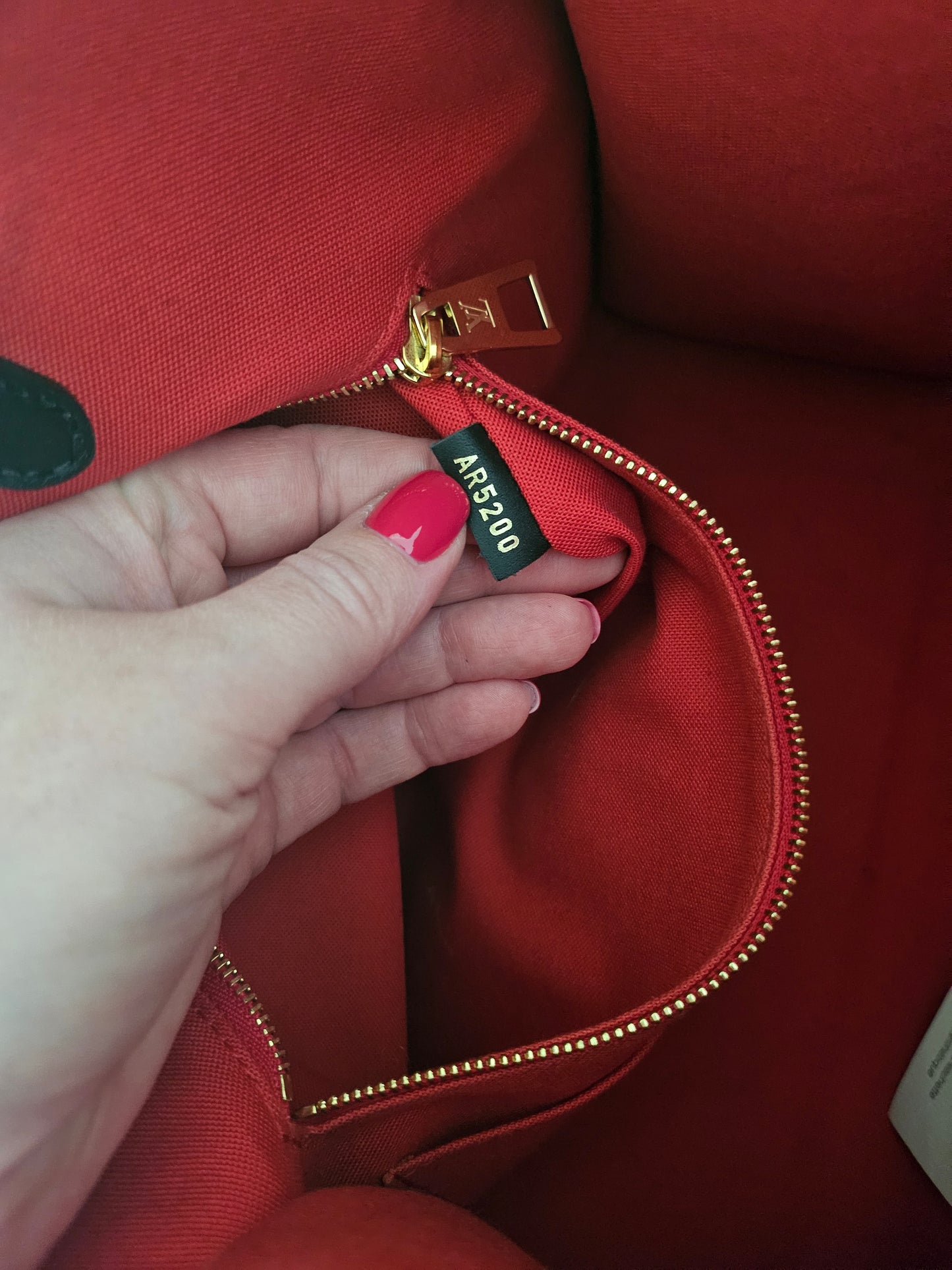 Louis Vuitton Onthego MM