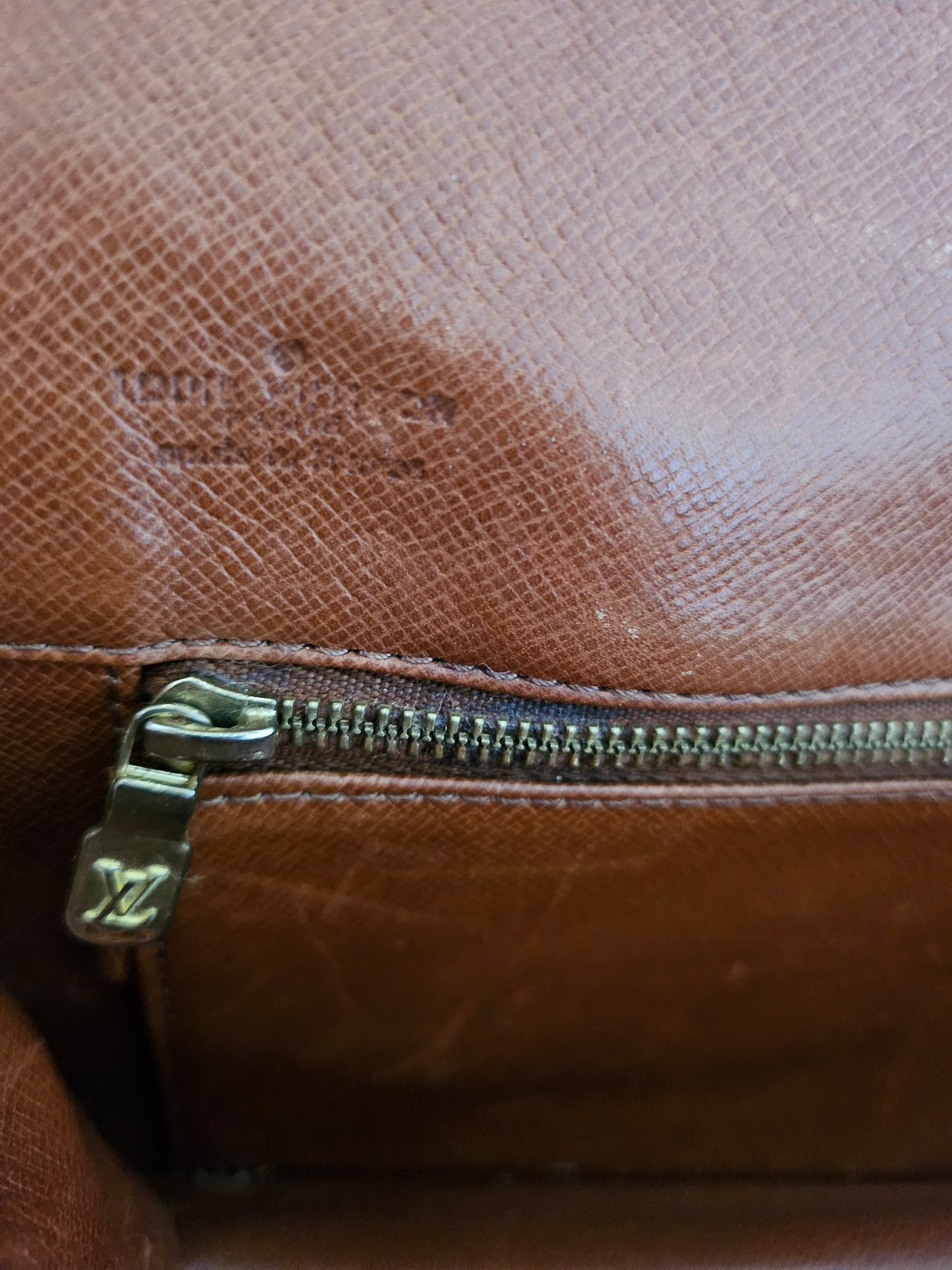 Louis Vuitton Dame clutch GM