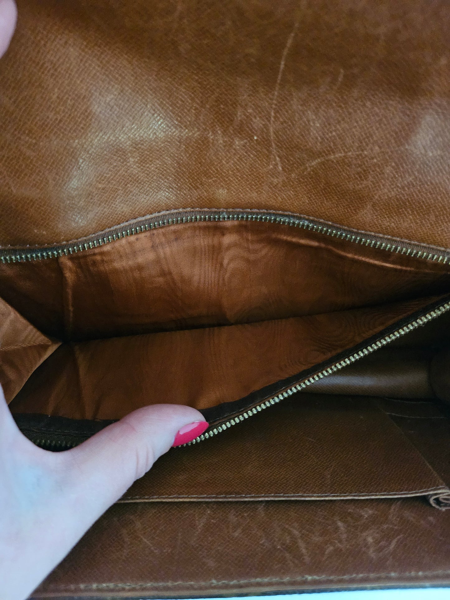 Louis Vuitton Dame clutch GM