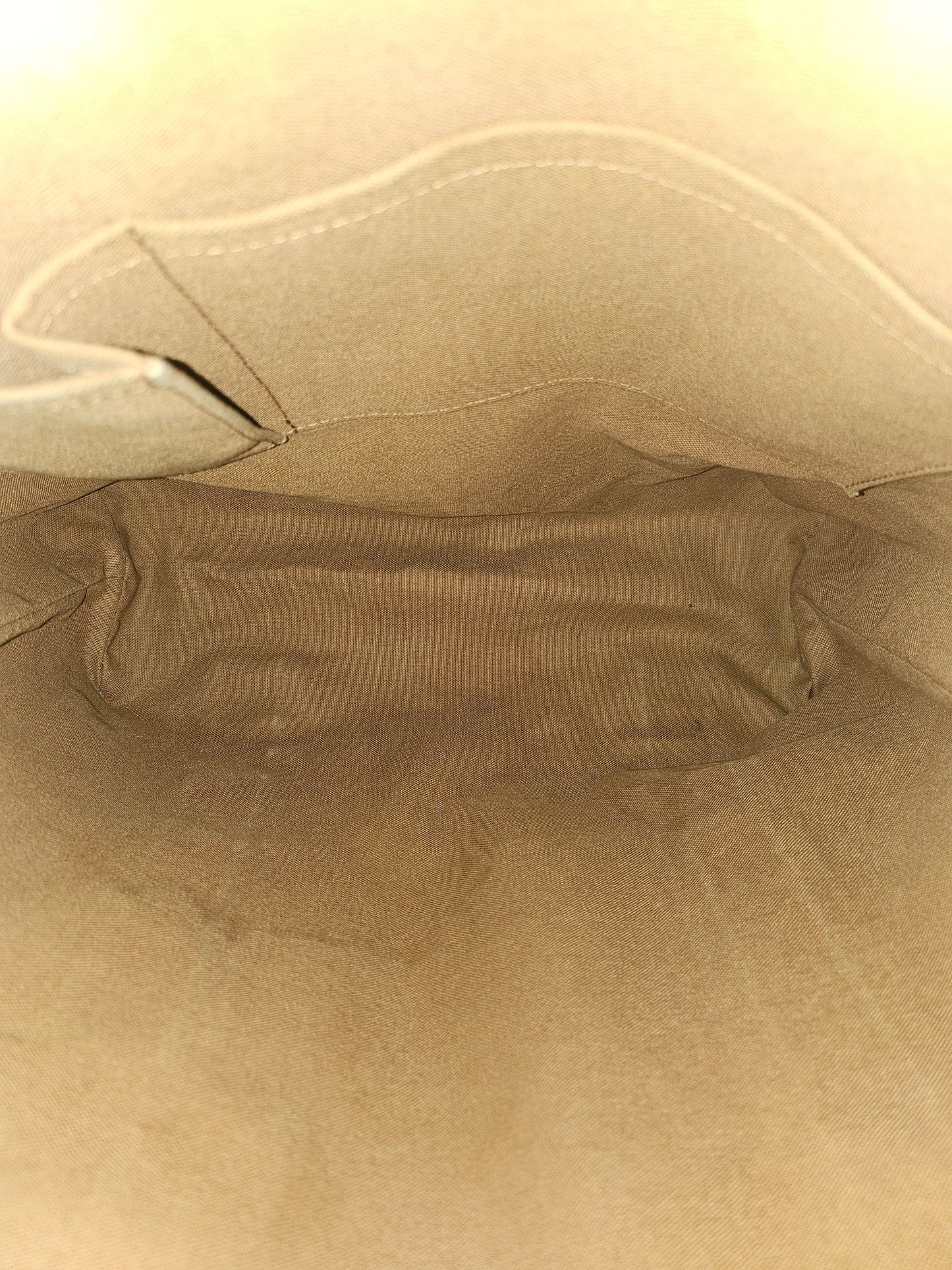 Louis Vuitton Beaubourg