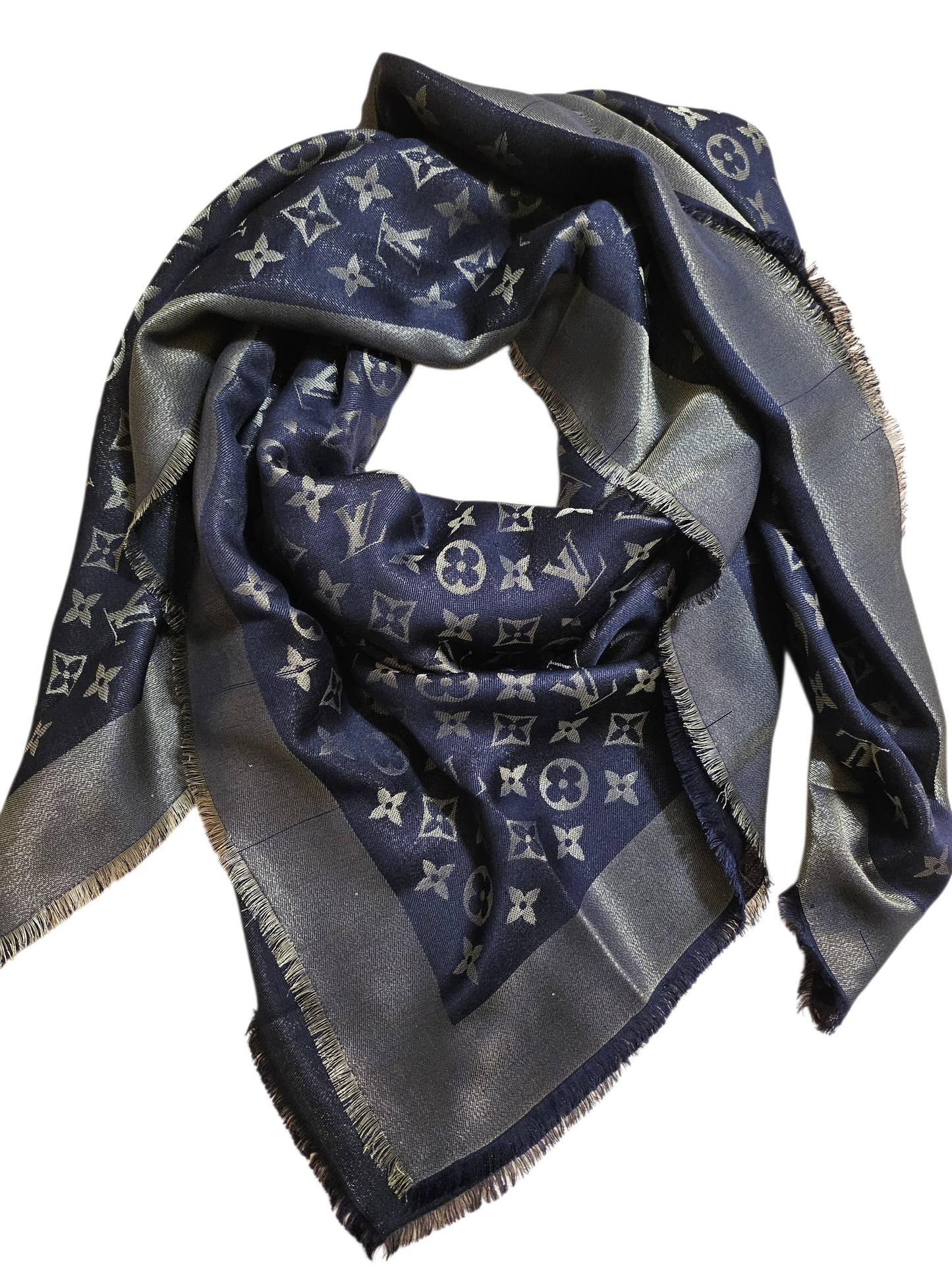 Louis Vuitton Shine Shawl
