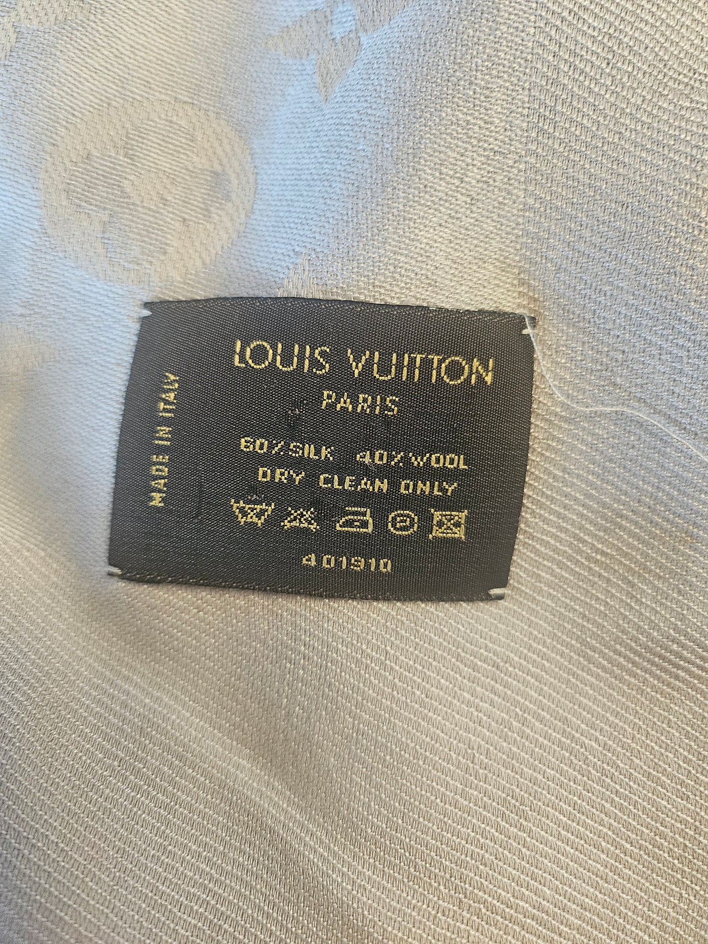 Louis Vuitton Shawl Monogram
