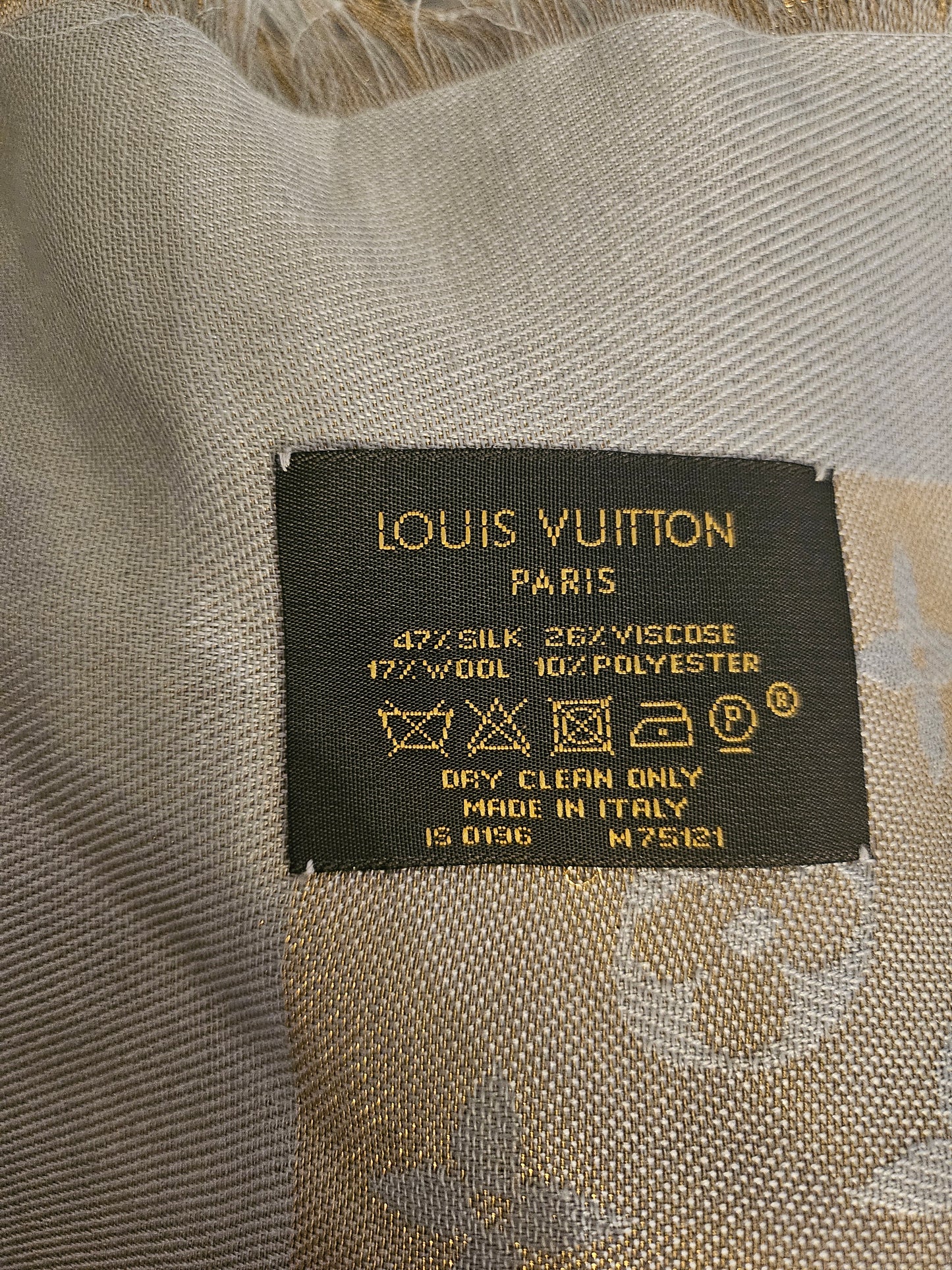 Louis Vuitton Shine shawl