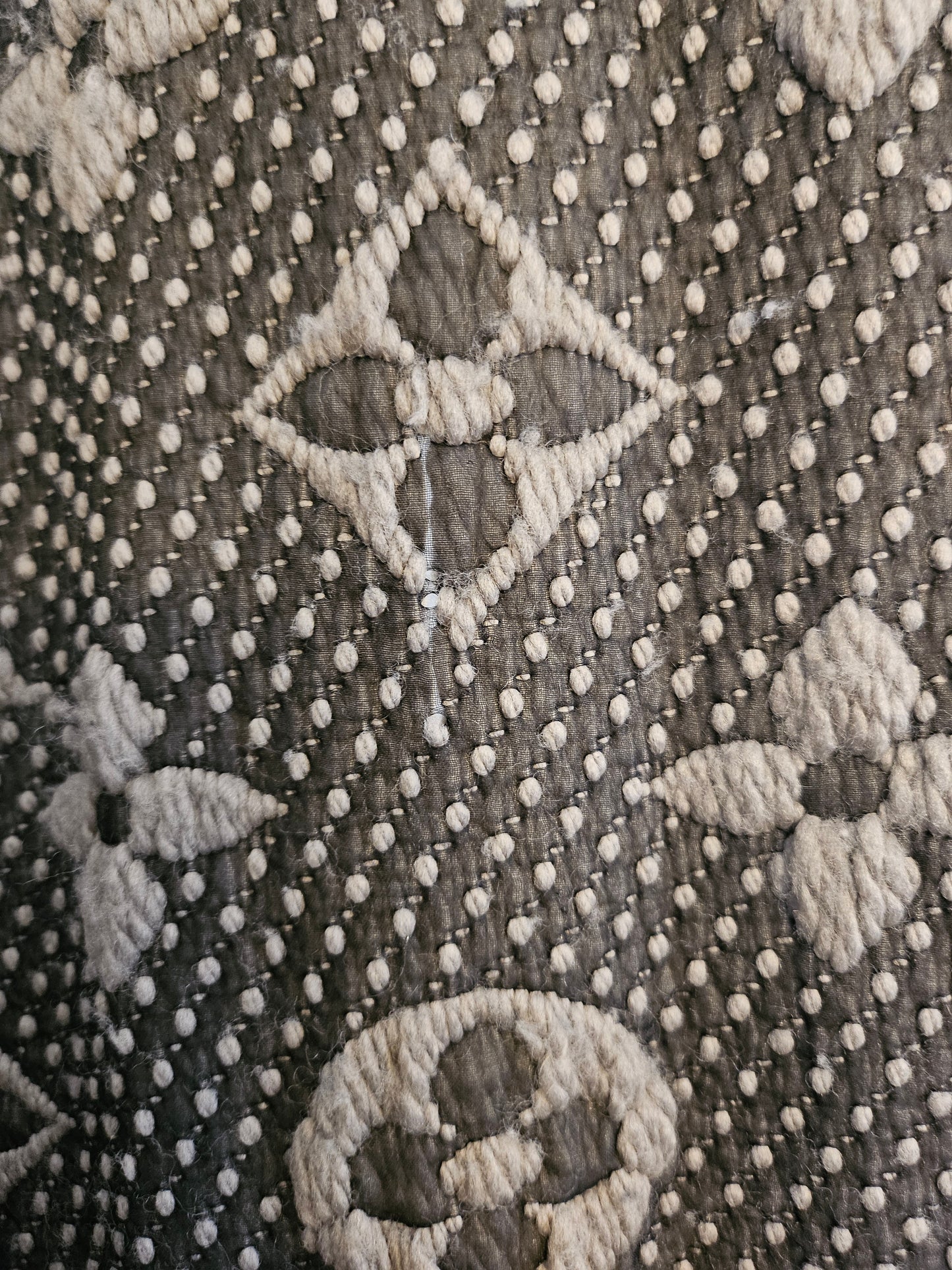 Louis Vuitton Logomania scarf