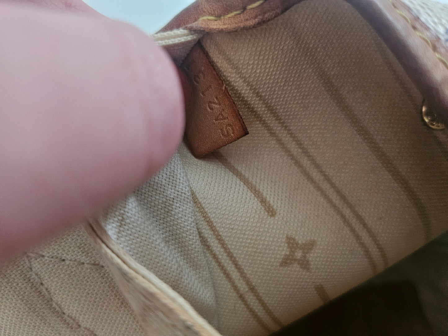 Louis Vuitton Neverfull MM Damier Azur