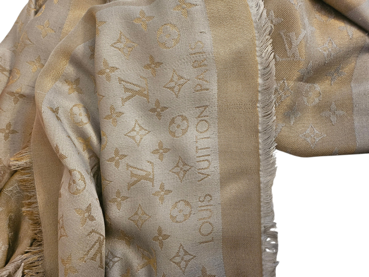 Louis Vuitton Shine Shawl