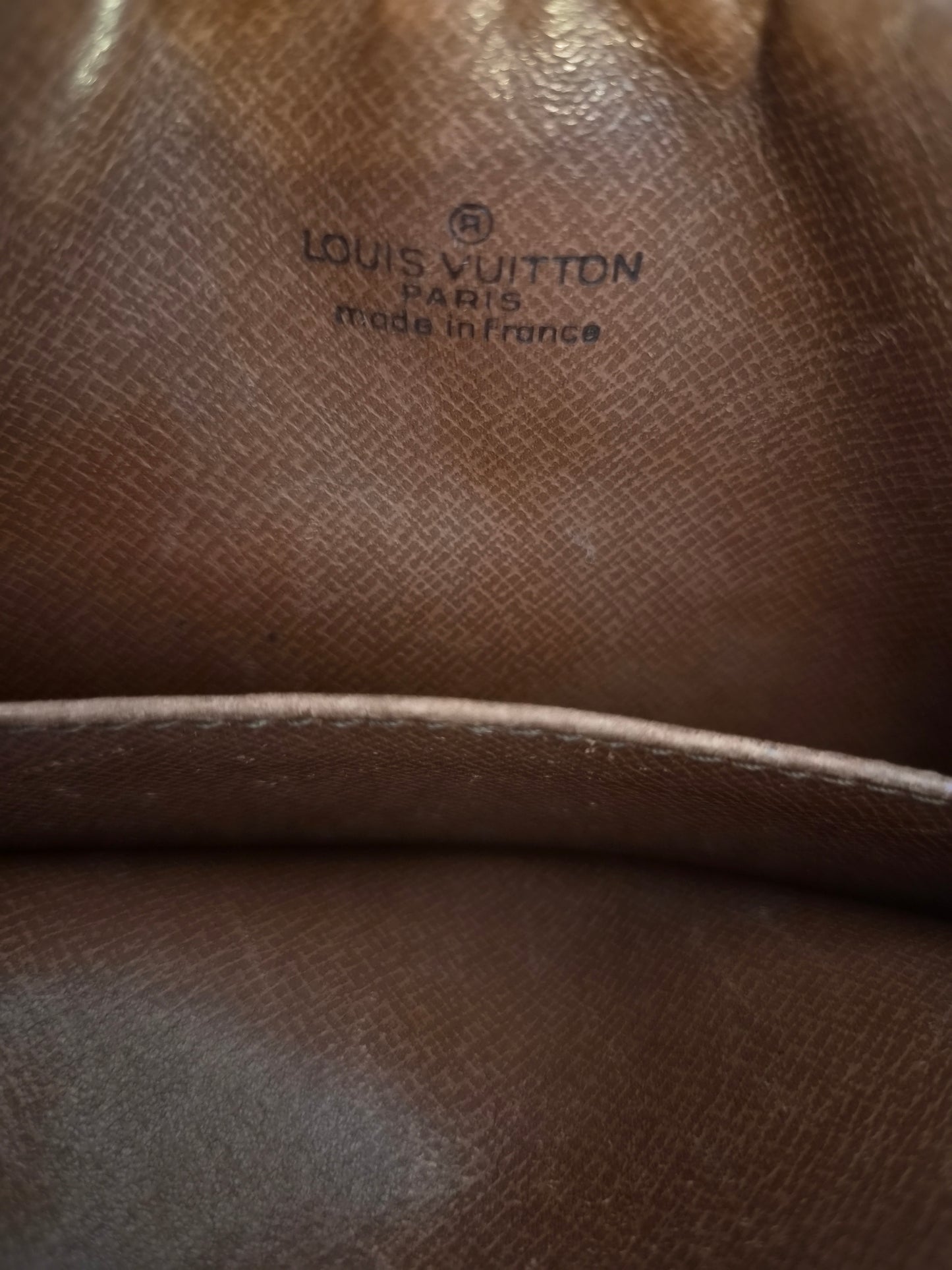 Louis Vuitton Compiegne 23 clutch