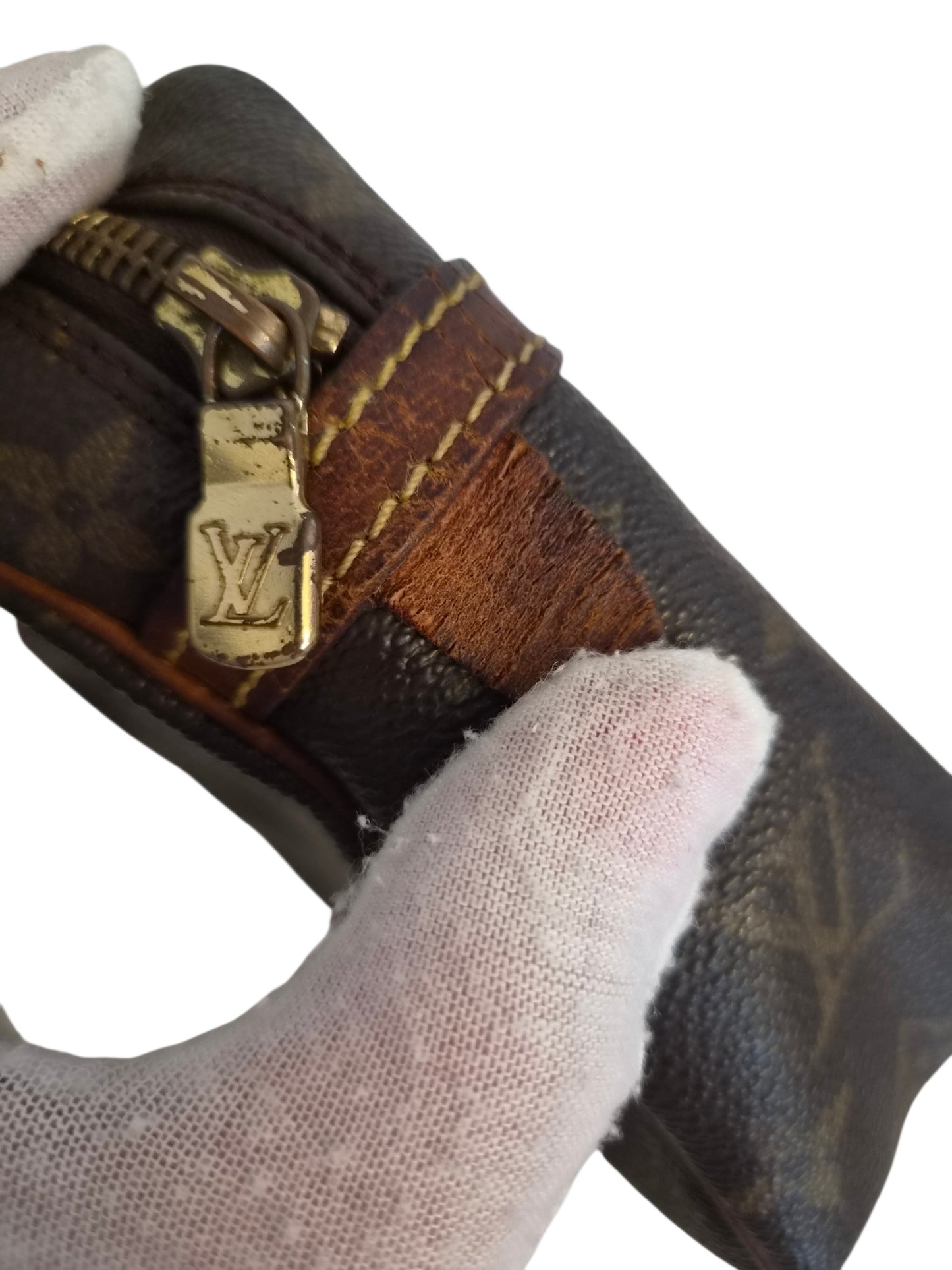 Louis Vuitton Compiegne 23 clutch