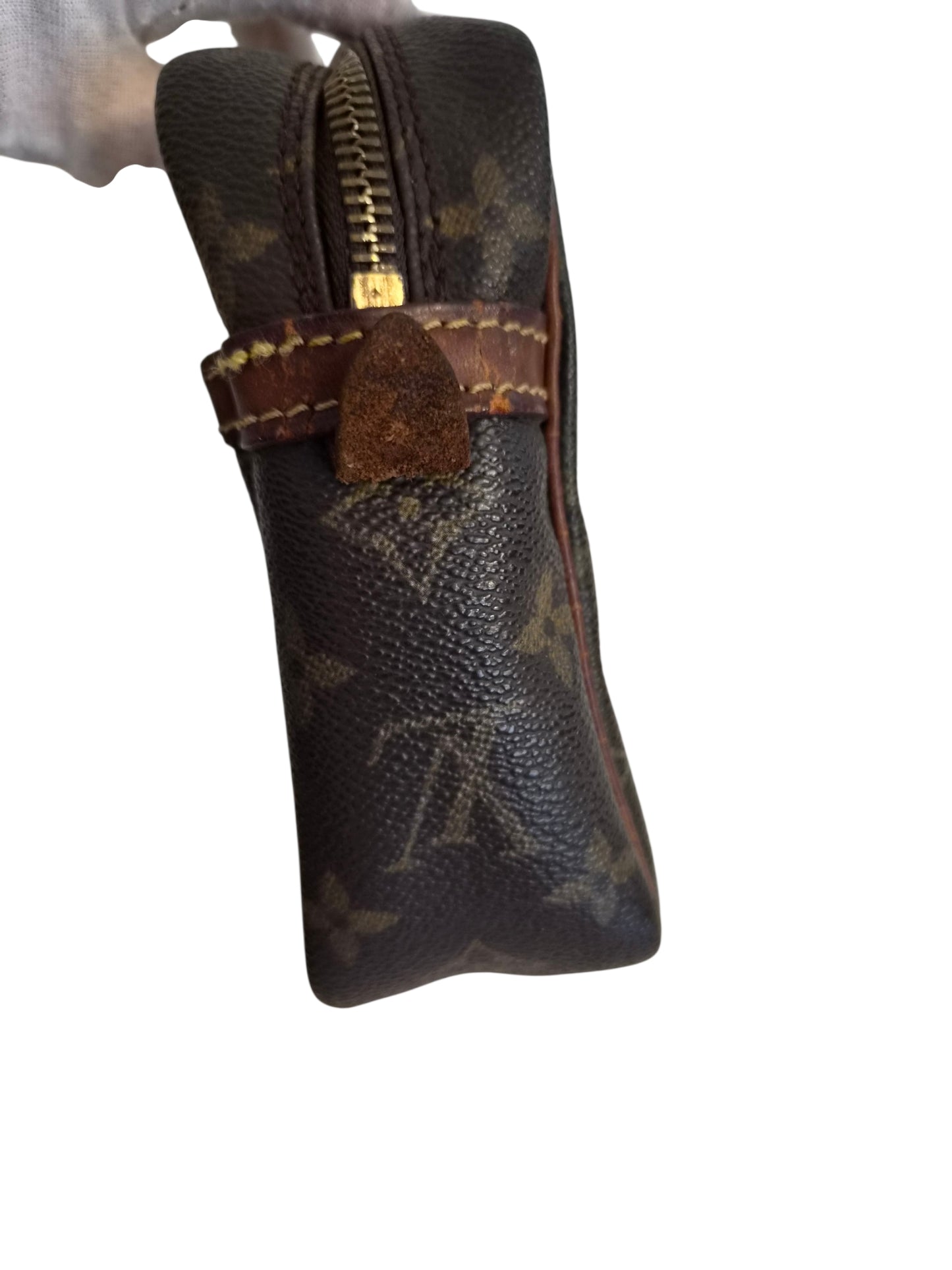 Louis Vuitton Compiegne 23 clutch