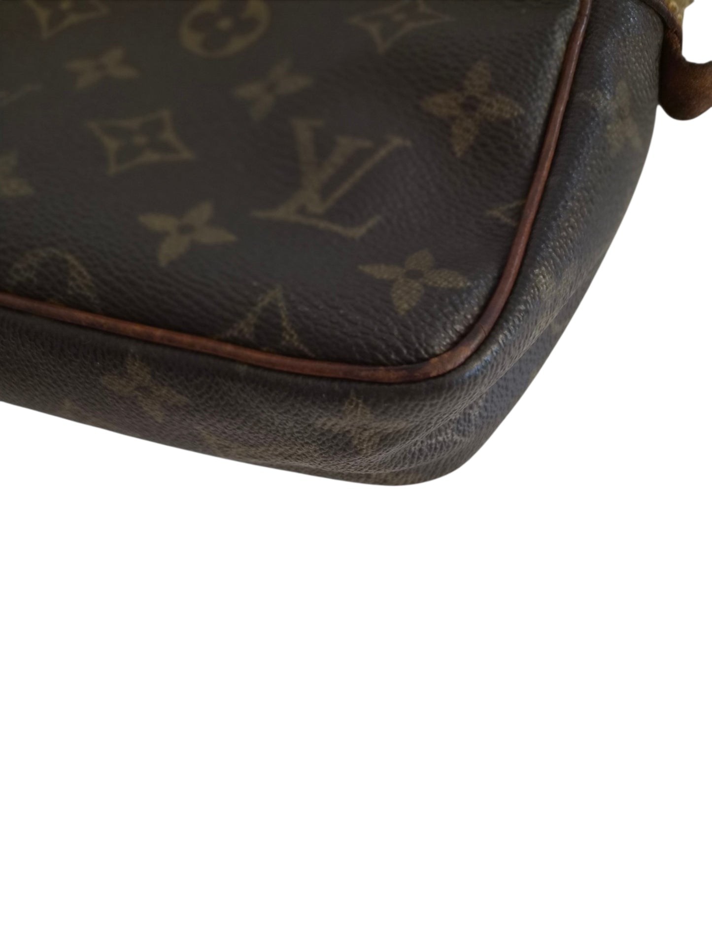 Louis Vuitton Compiegne 23 clutch