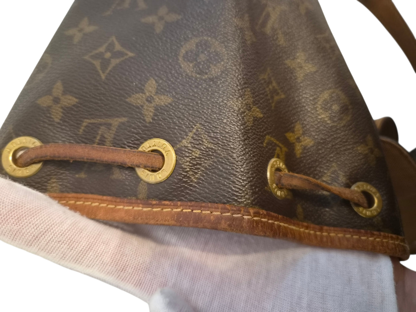 Louis Vuitton Montsouris MM