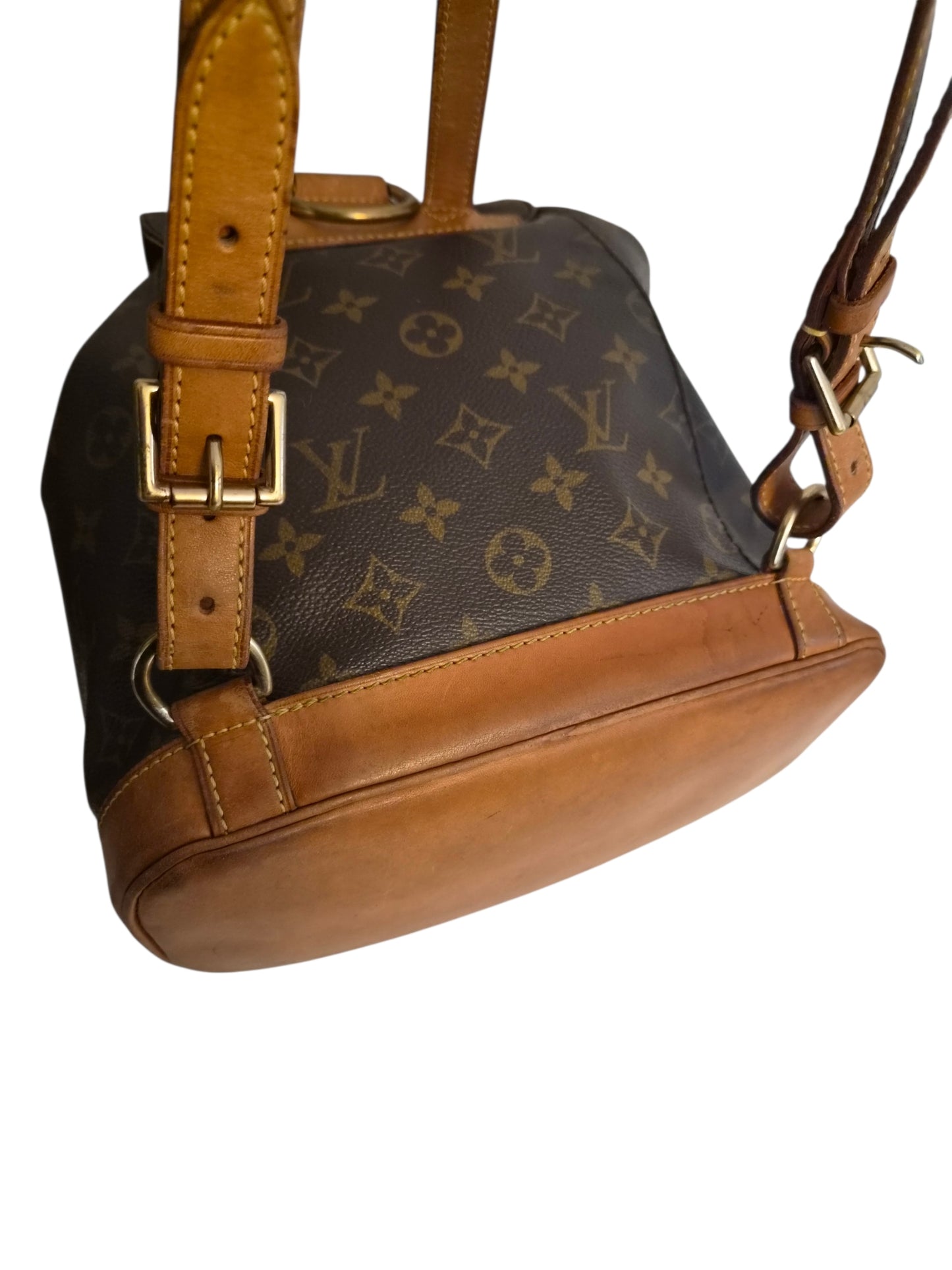 Louis Vuitton Montsouris MM