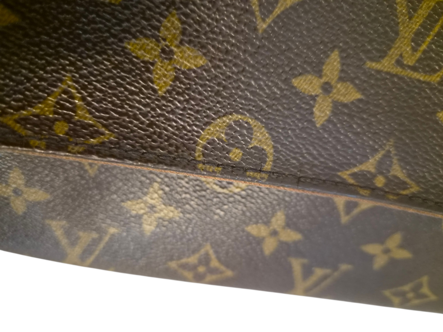 Louis Vuitton Mini Looping