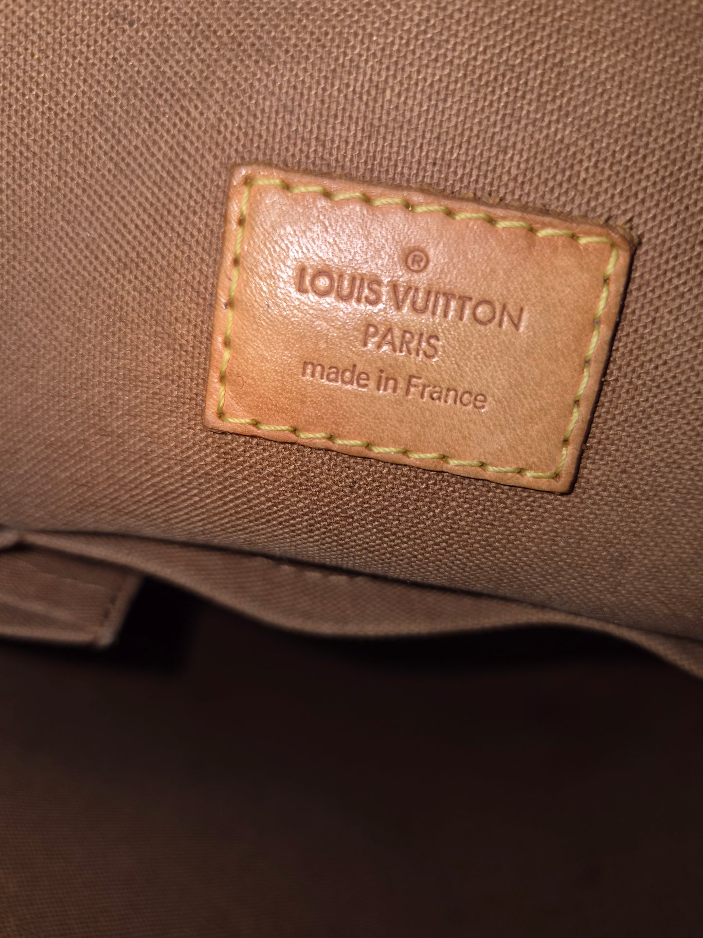 Louis Vuitton Lockit Vertical