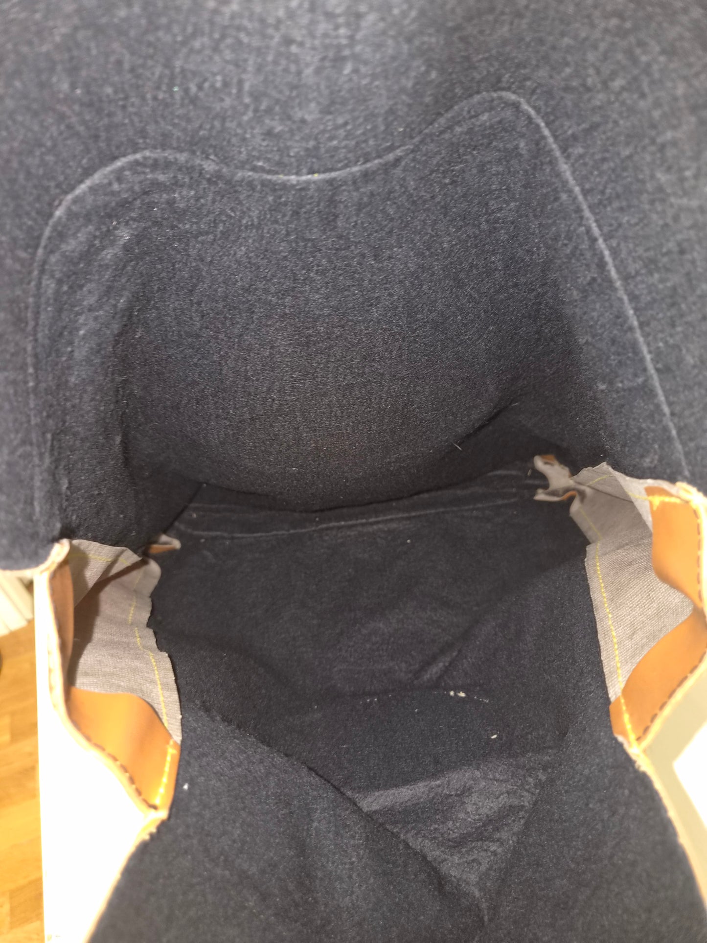Gucci Felt Shopper tote