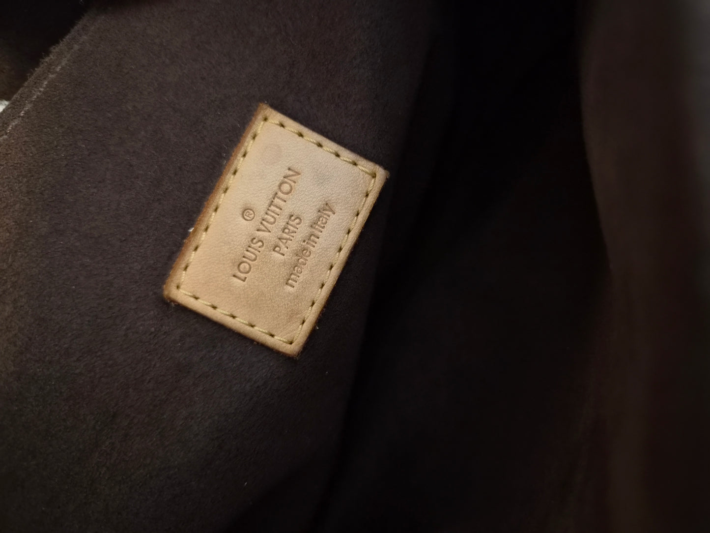 Louis Vuitton Pochette Metis