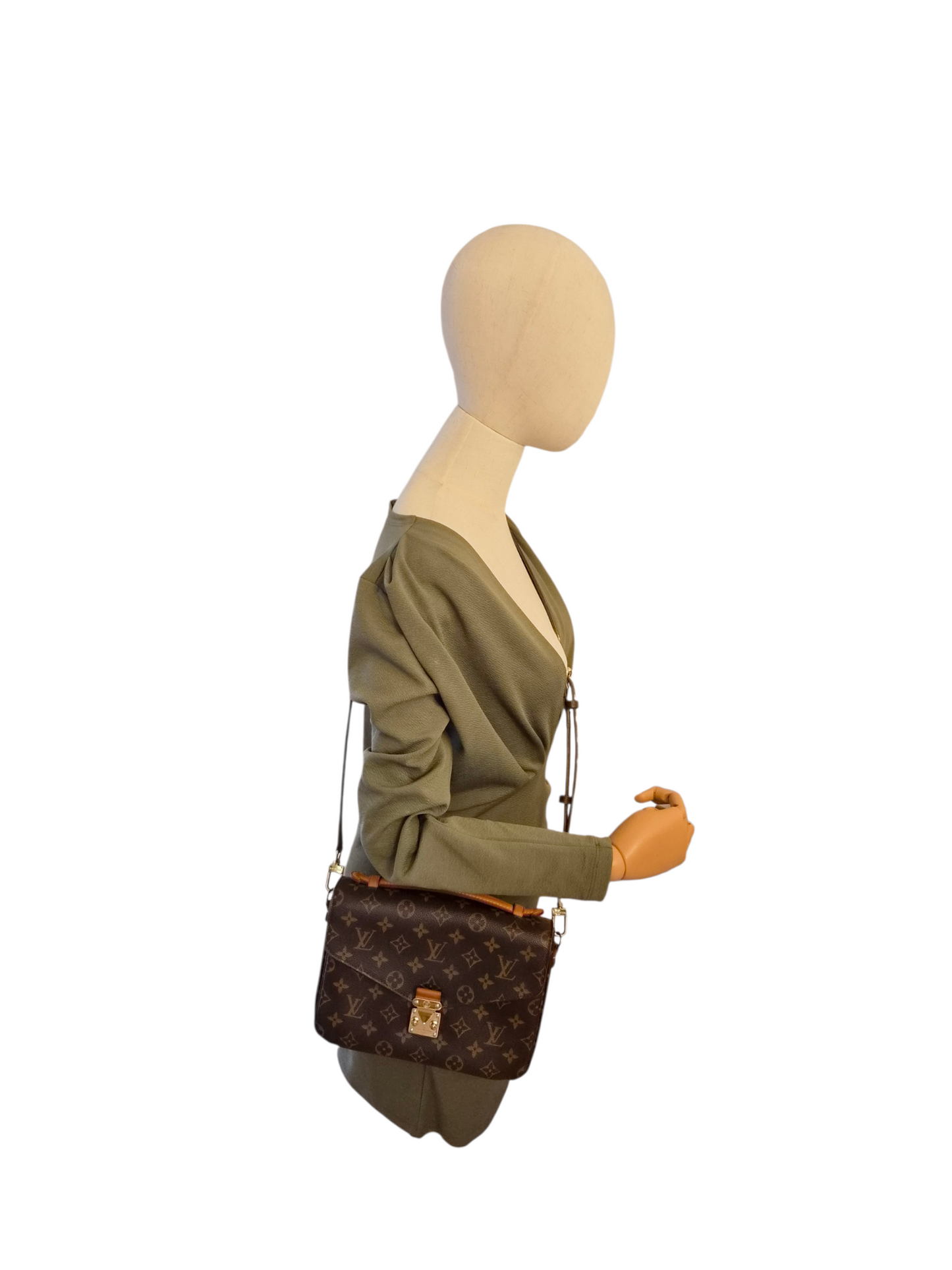 Louis Vuitton Pochette Metis