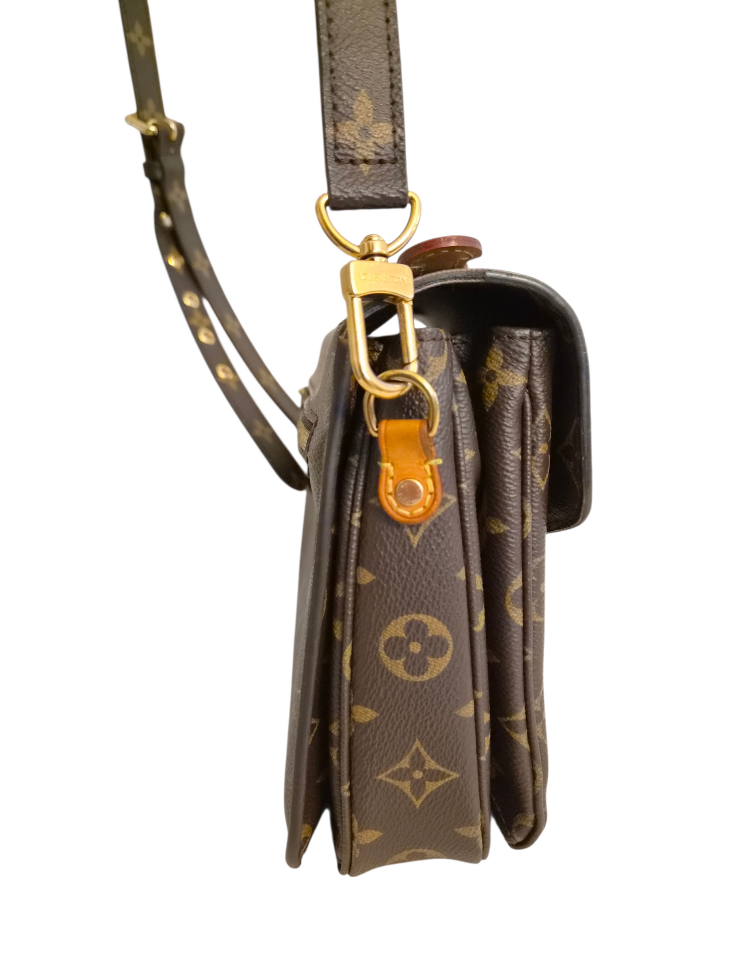 Louis Vuitton Pochette Metis