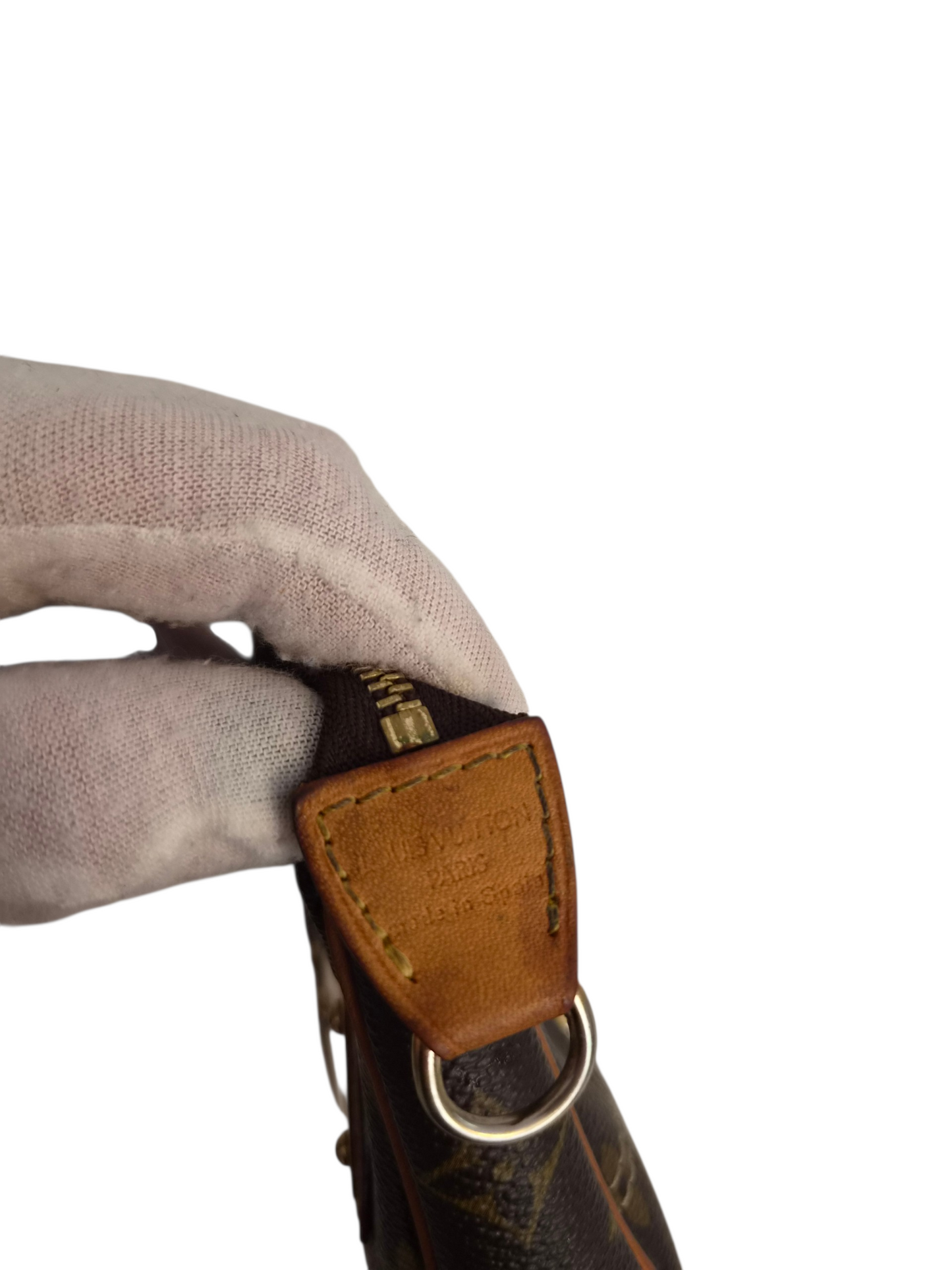 Louis Vuitton Riveting Pochette Accessoires