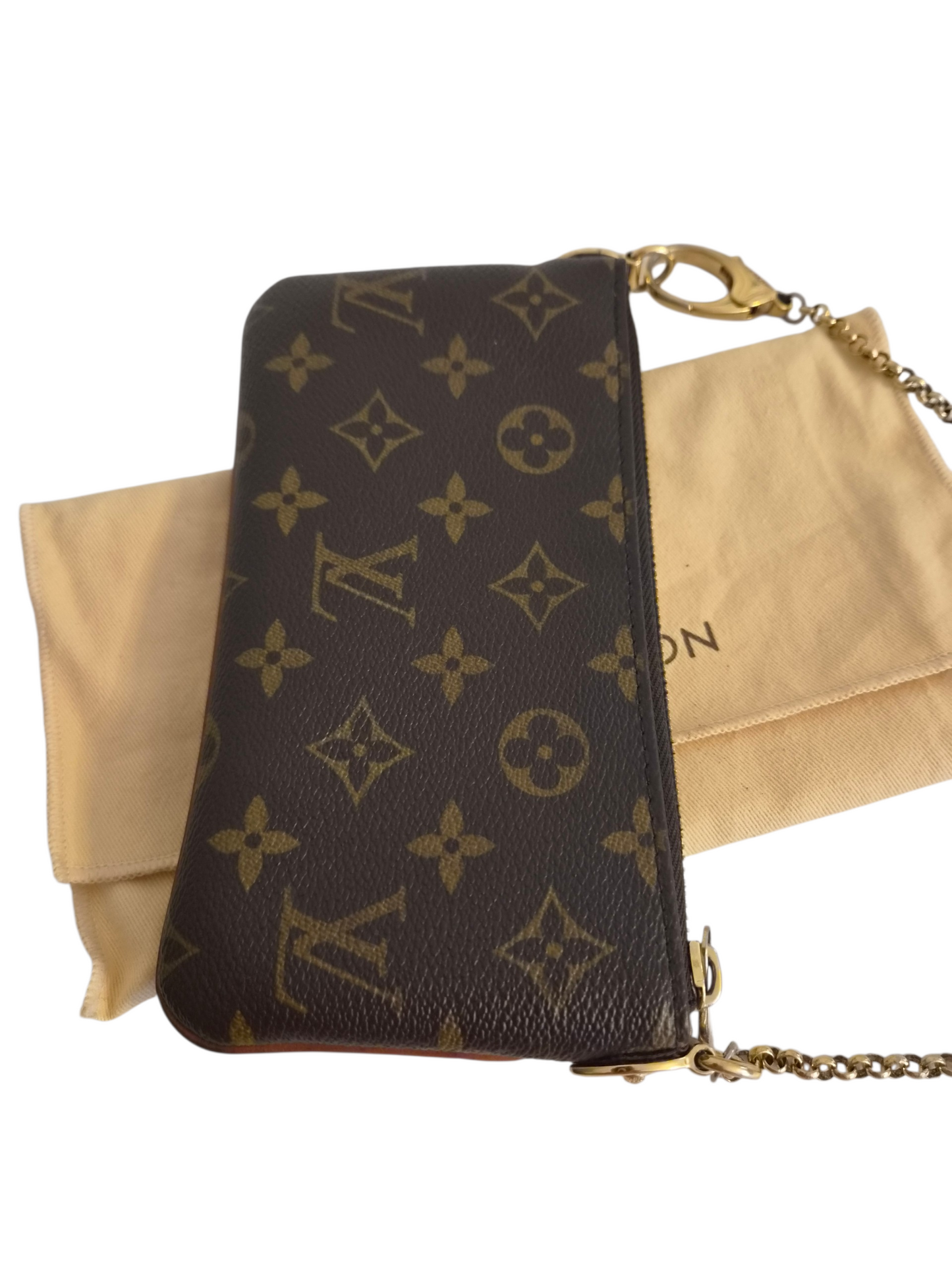 Louis Vuitton Pochette Milla MM