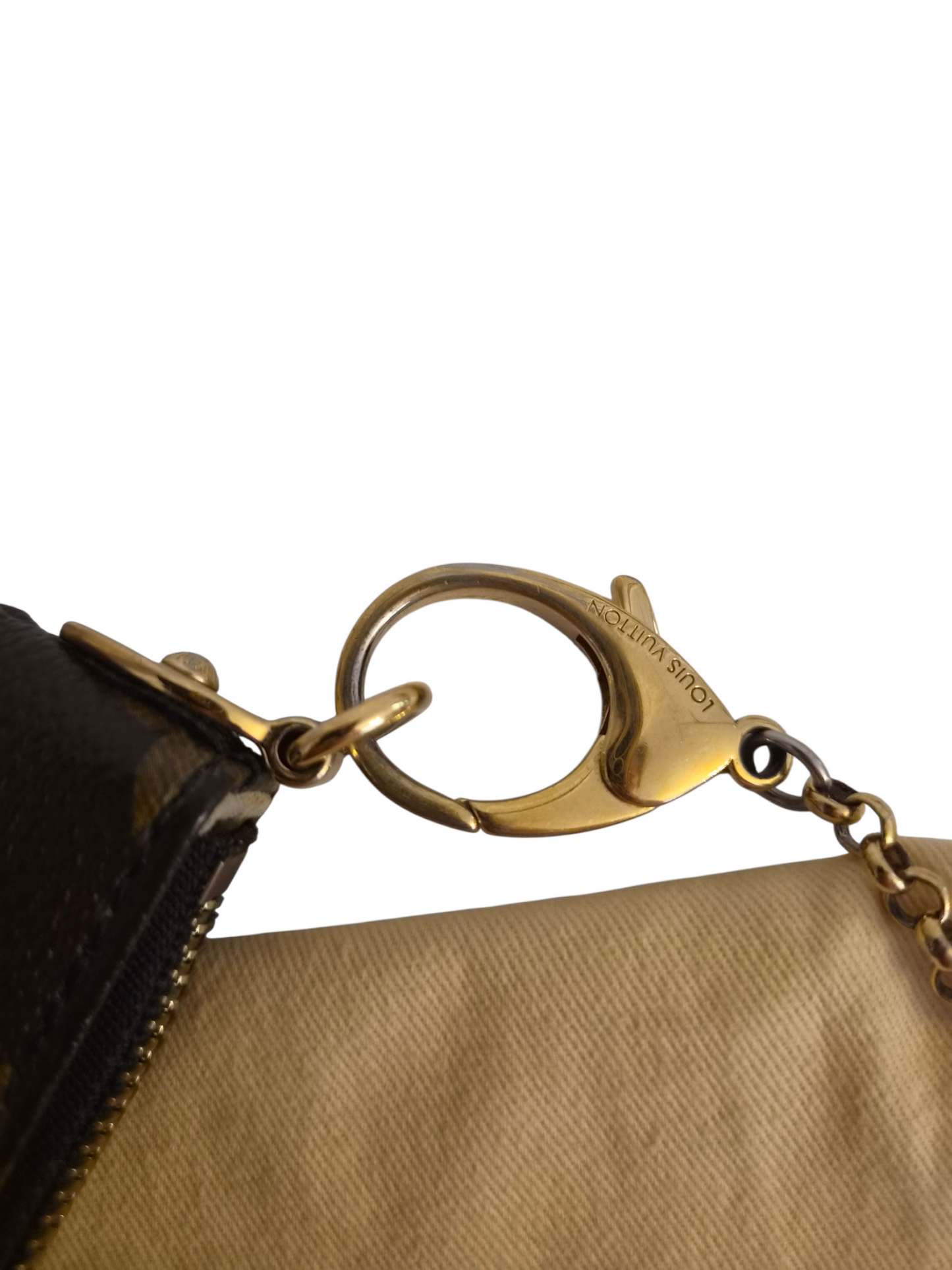Louis Vuitton Pochette Milla MM