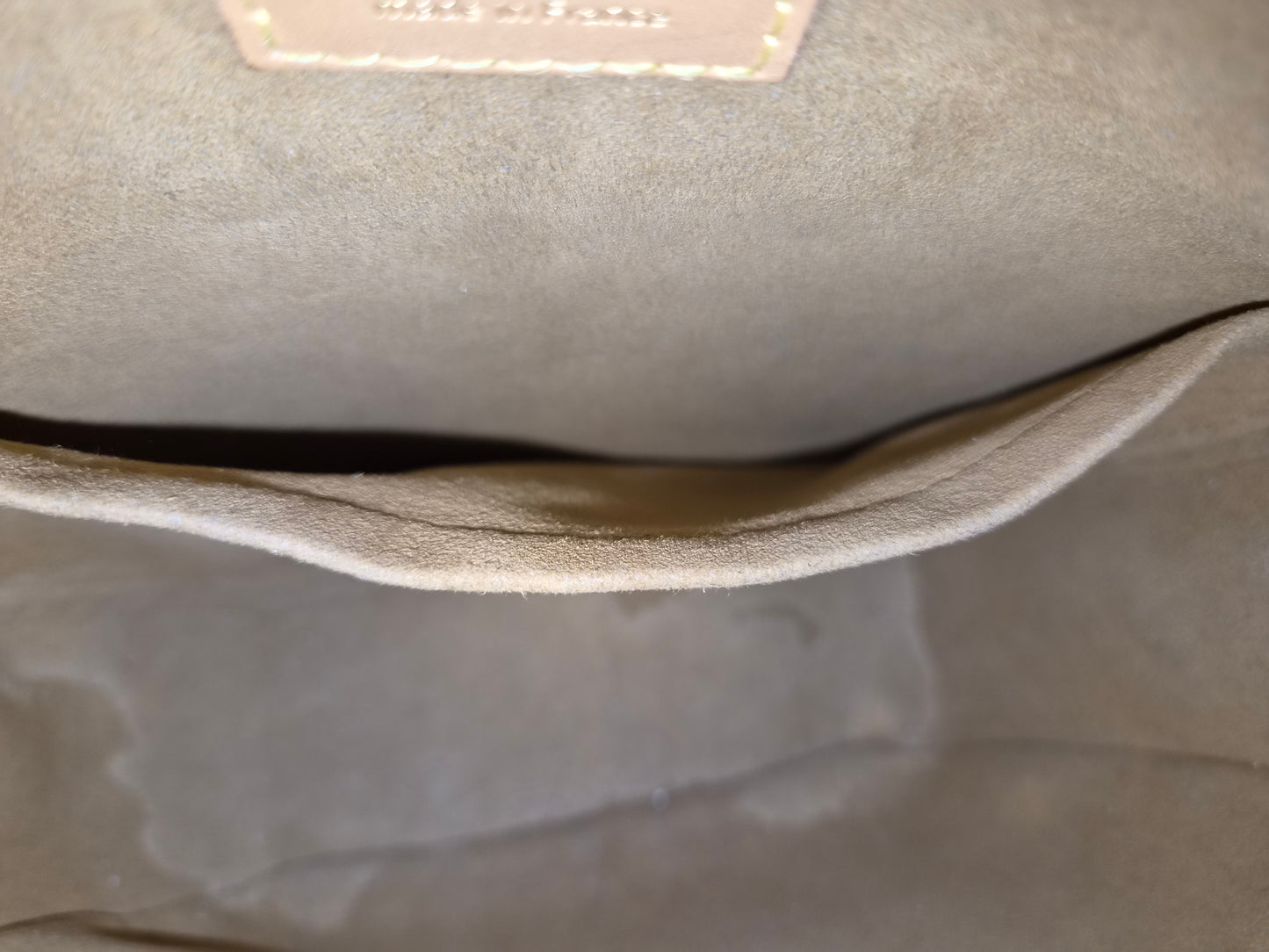 Louis Vuitton Boite Chapeau MM
