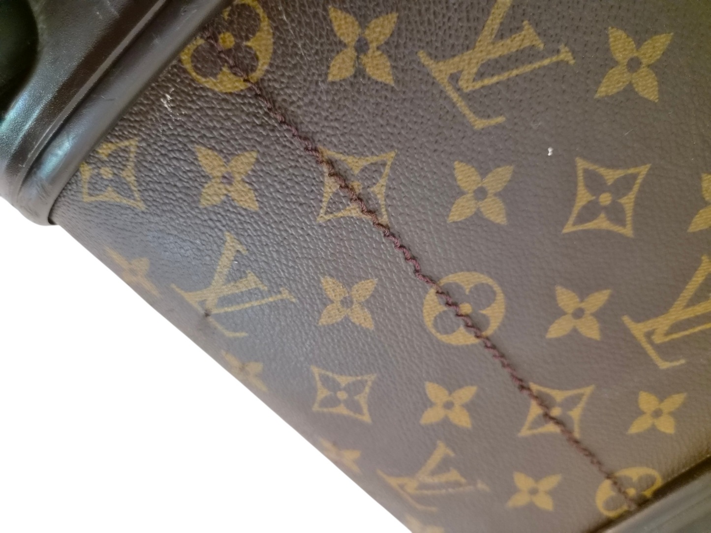Louis Vuitton Eole 50
