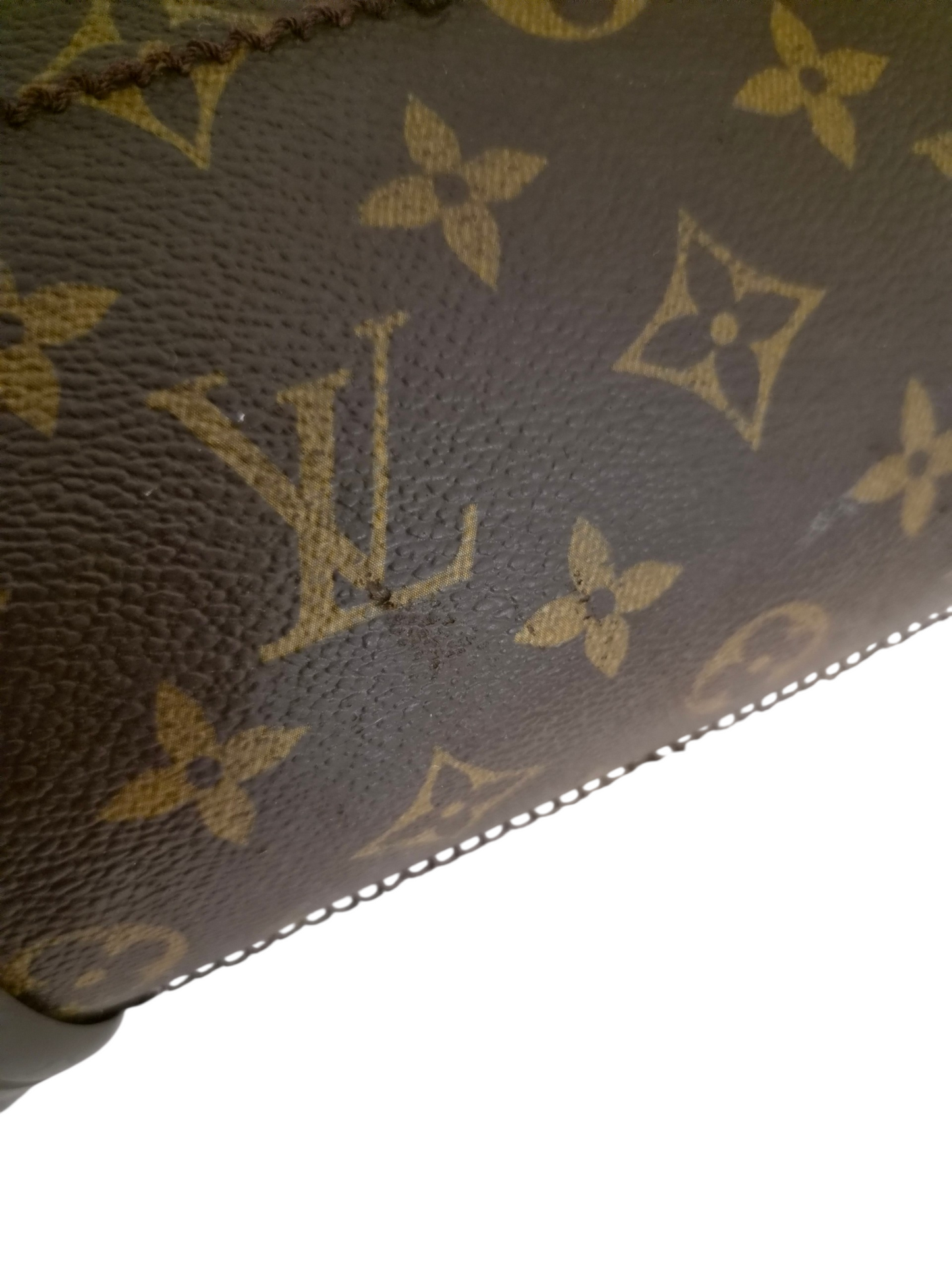Louis Vuitton Eole 50