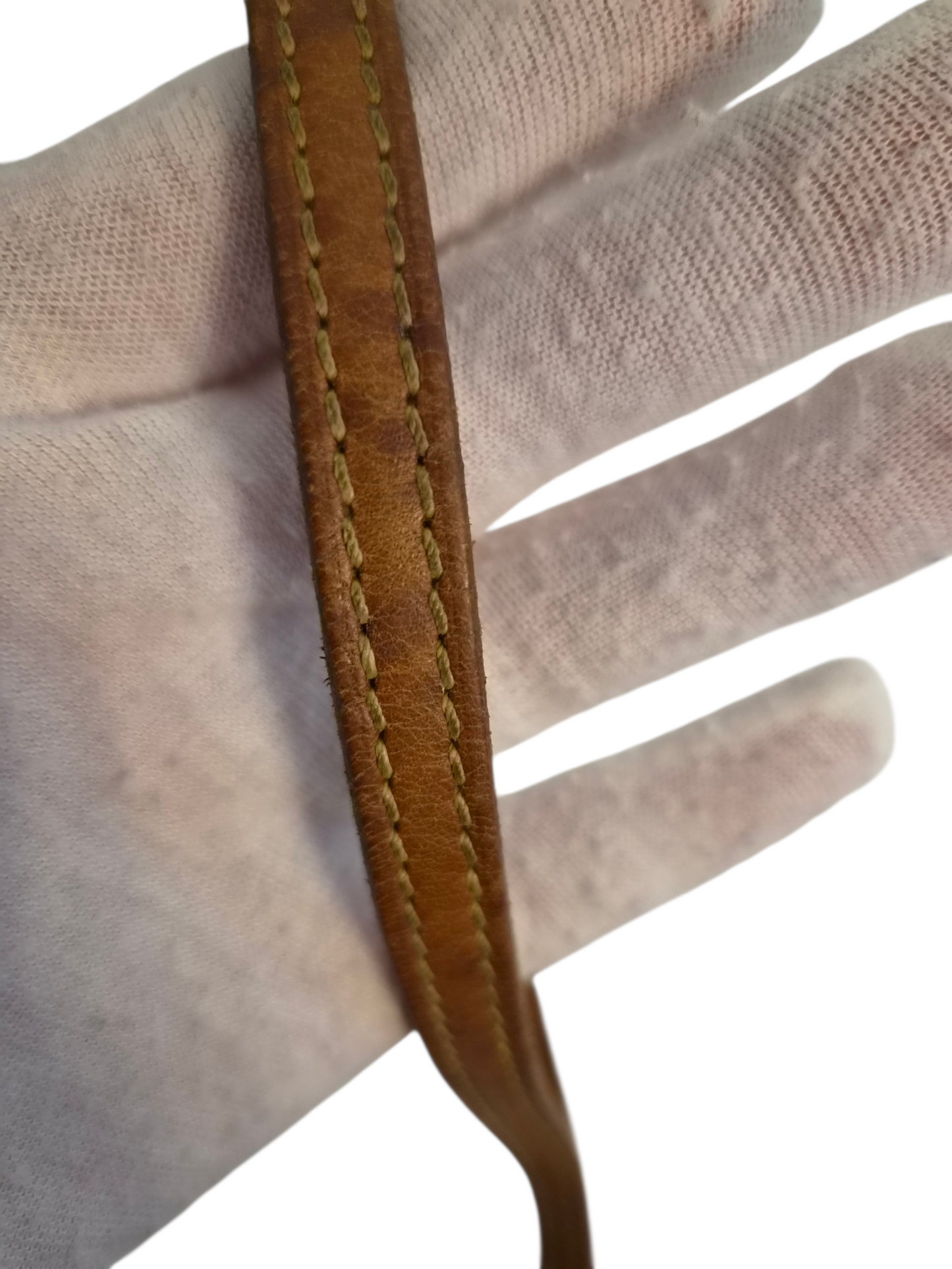 Louis Vuitton Eva Vachetta strap