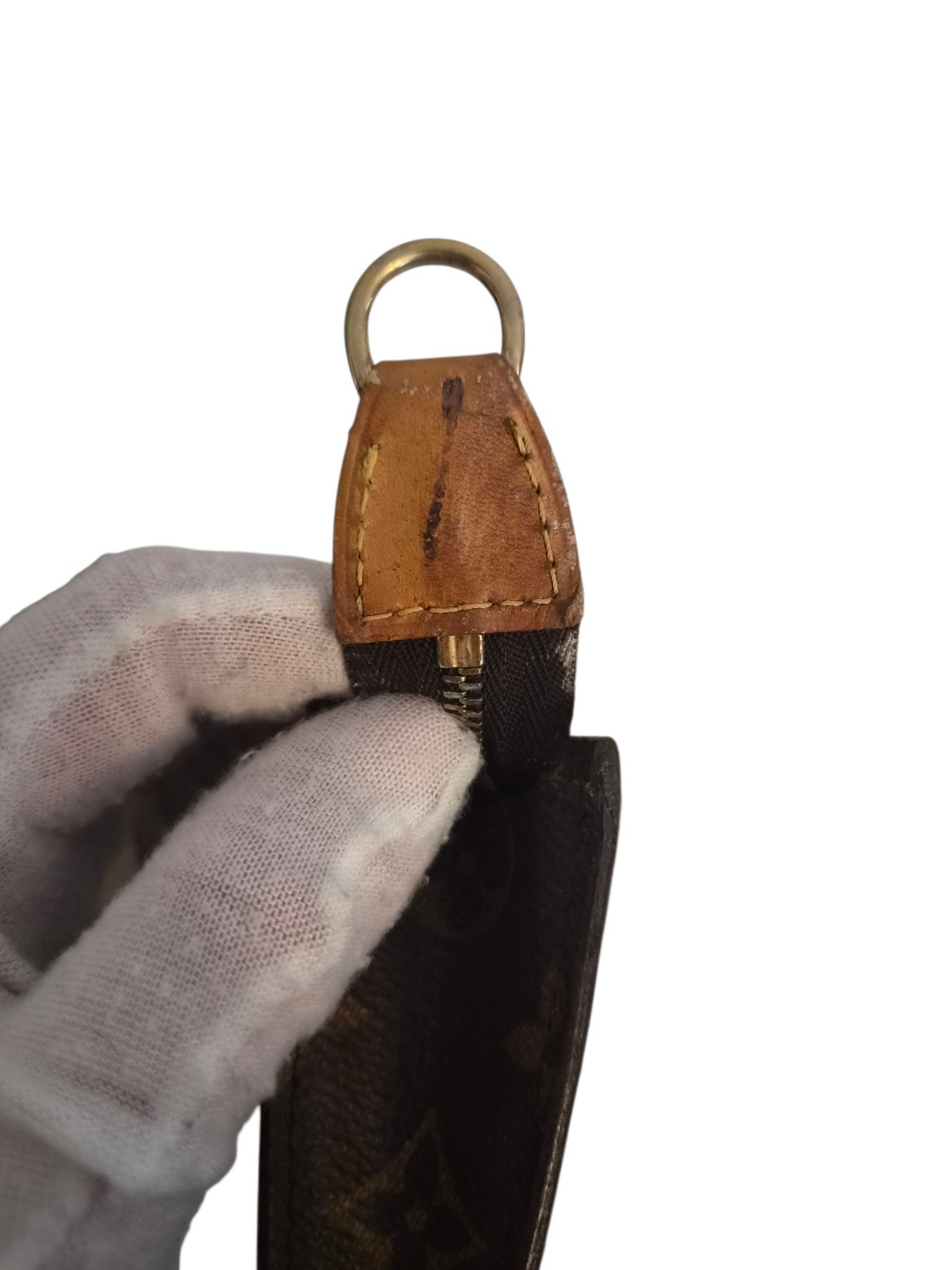 Louis Vuitton Bucket GM Pouch