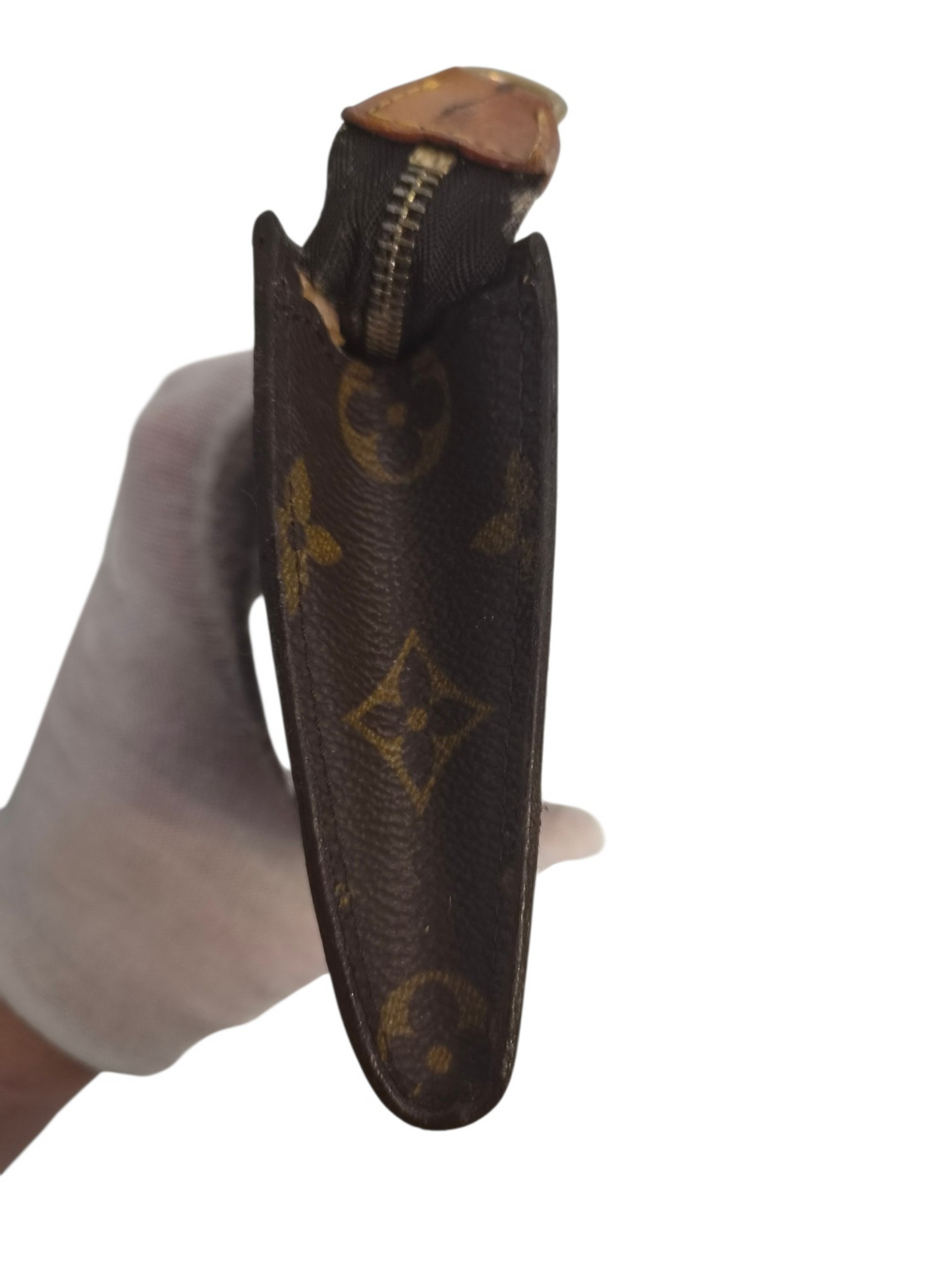 Louis Vuitton Bucket GM Pouch