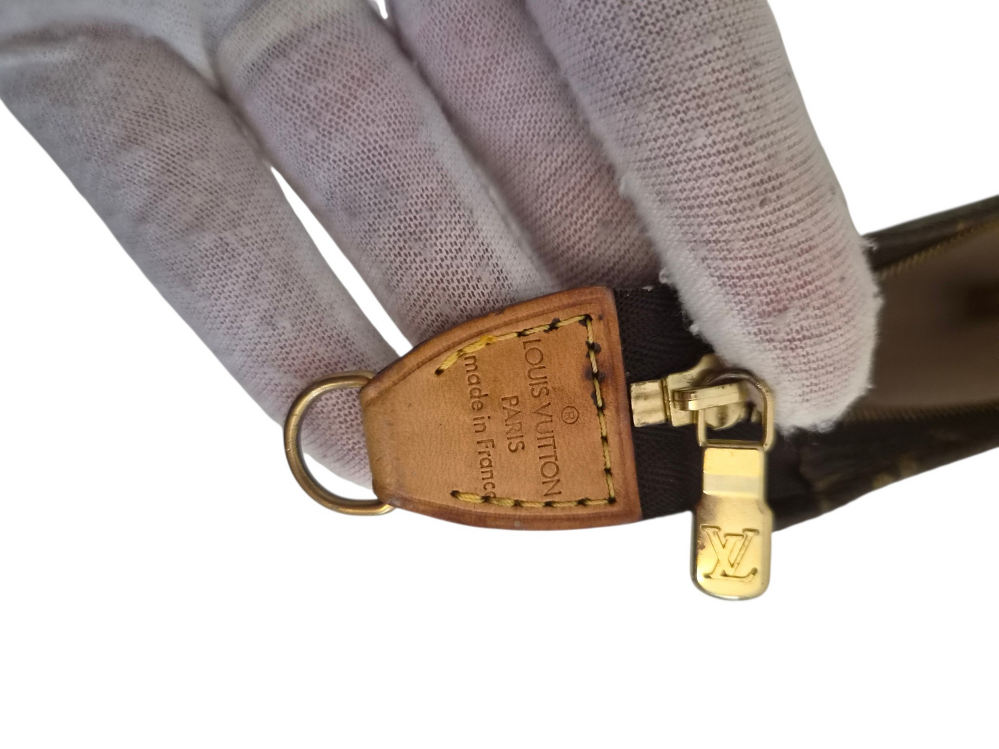 Louis Vuitton Bucket GM pouch