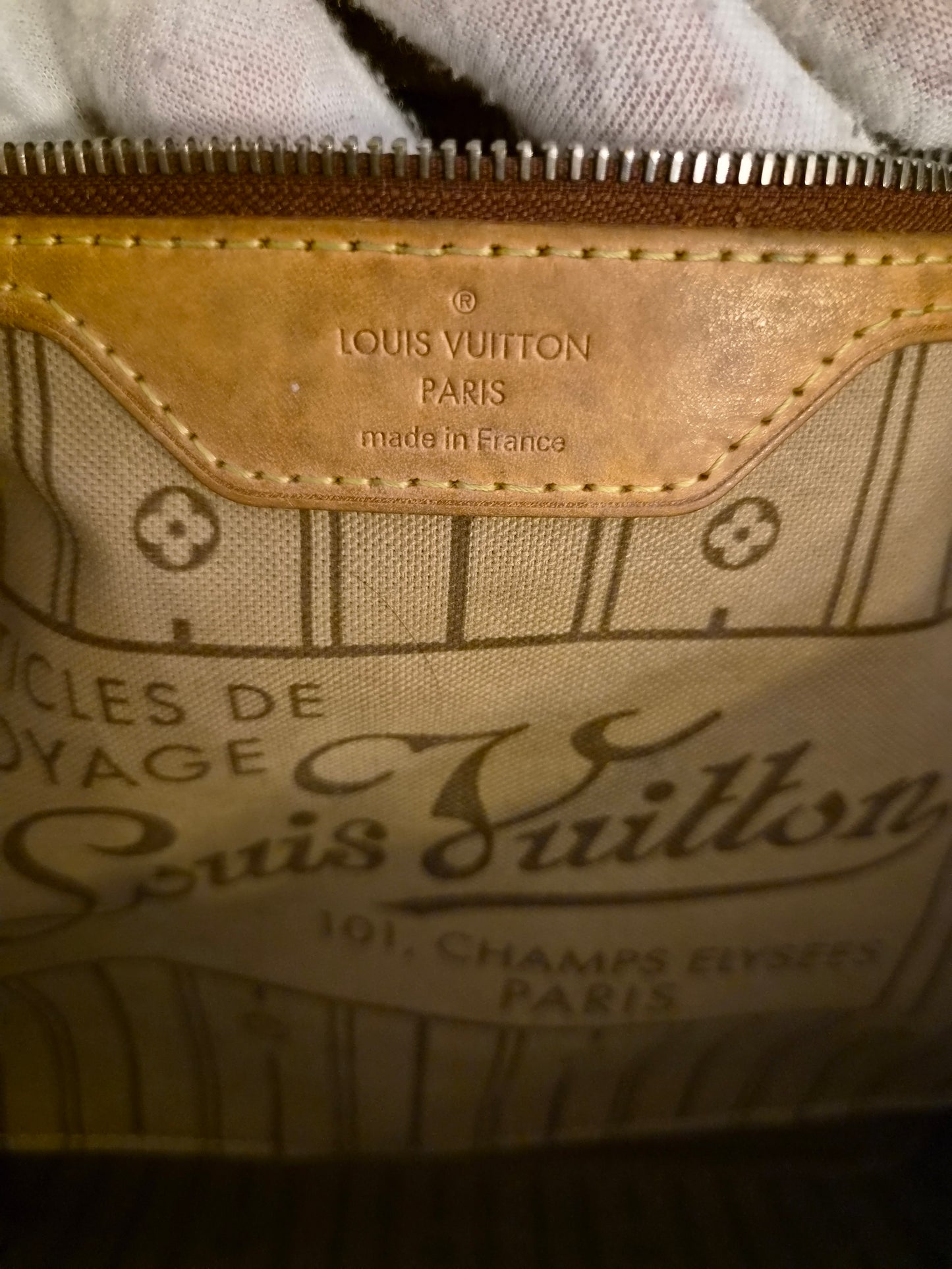 Louis Vuitton Neverfull MM Monogram