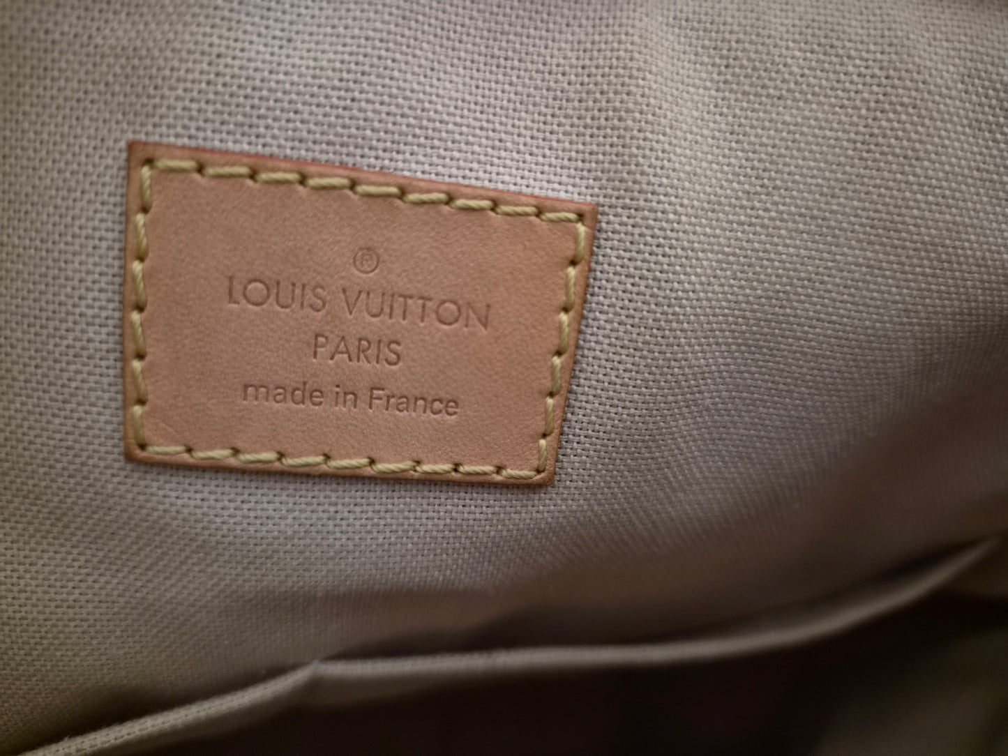 Louis Vuitton Figheri PM
