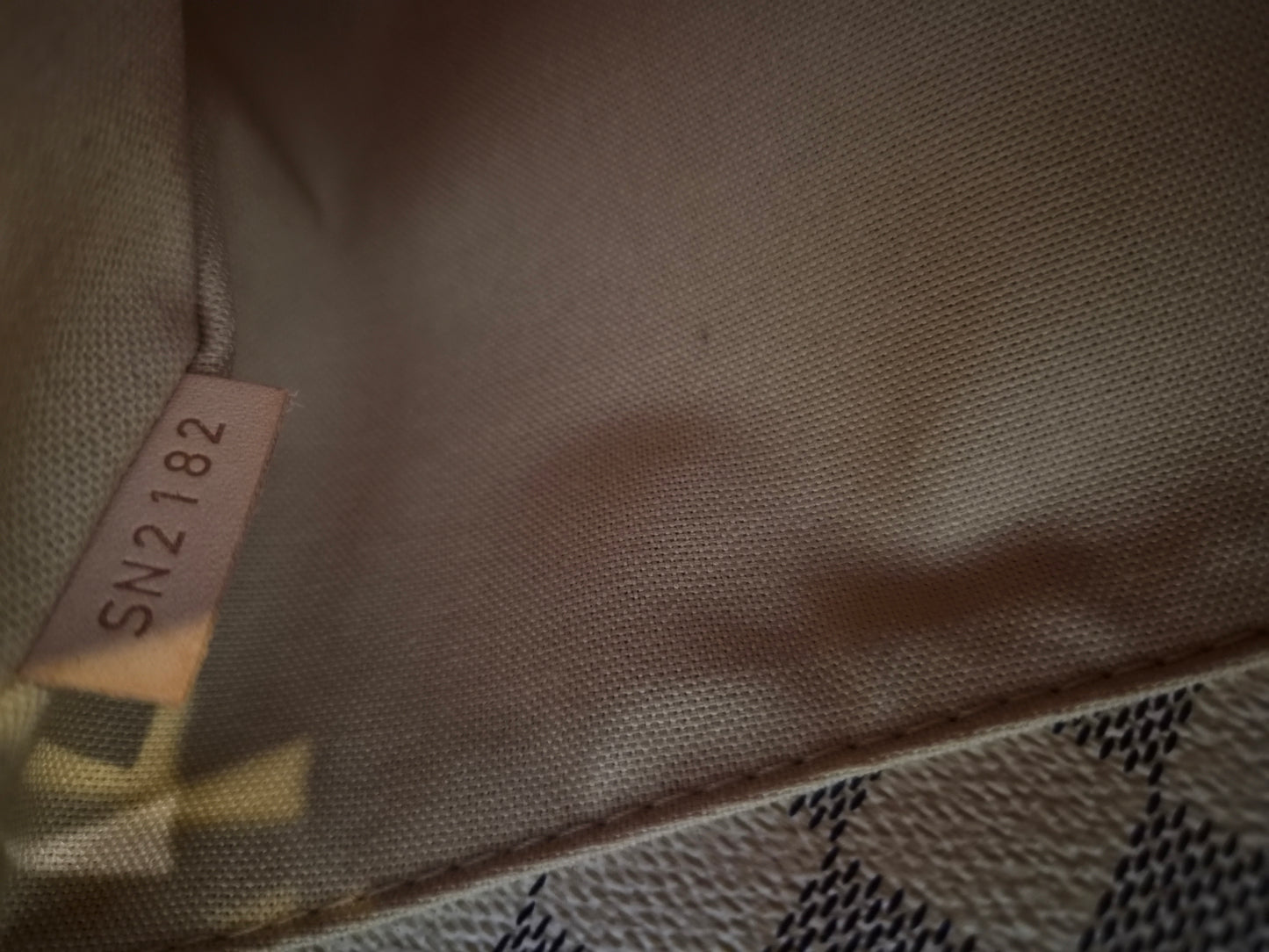 Louis Vuitton Figheri PM