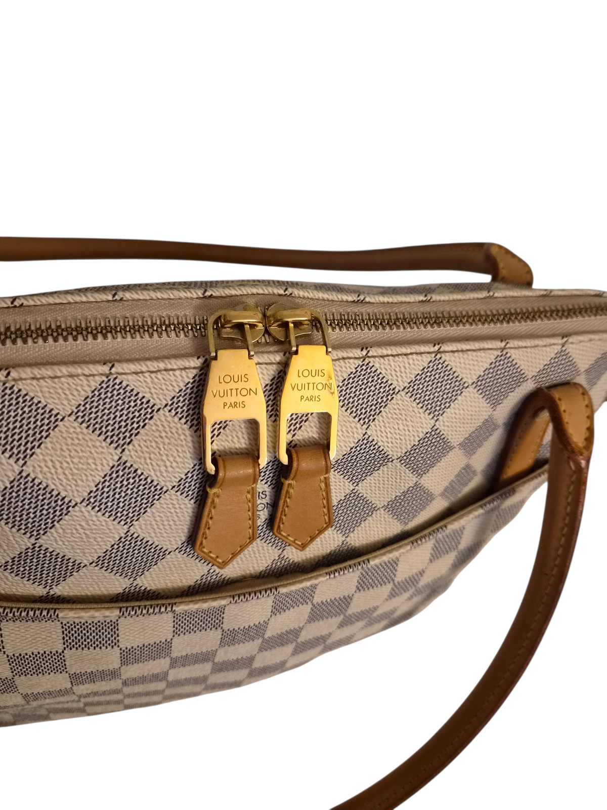 Louis Vuitton Figheri PM