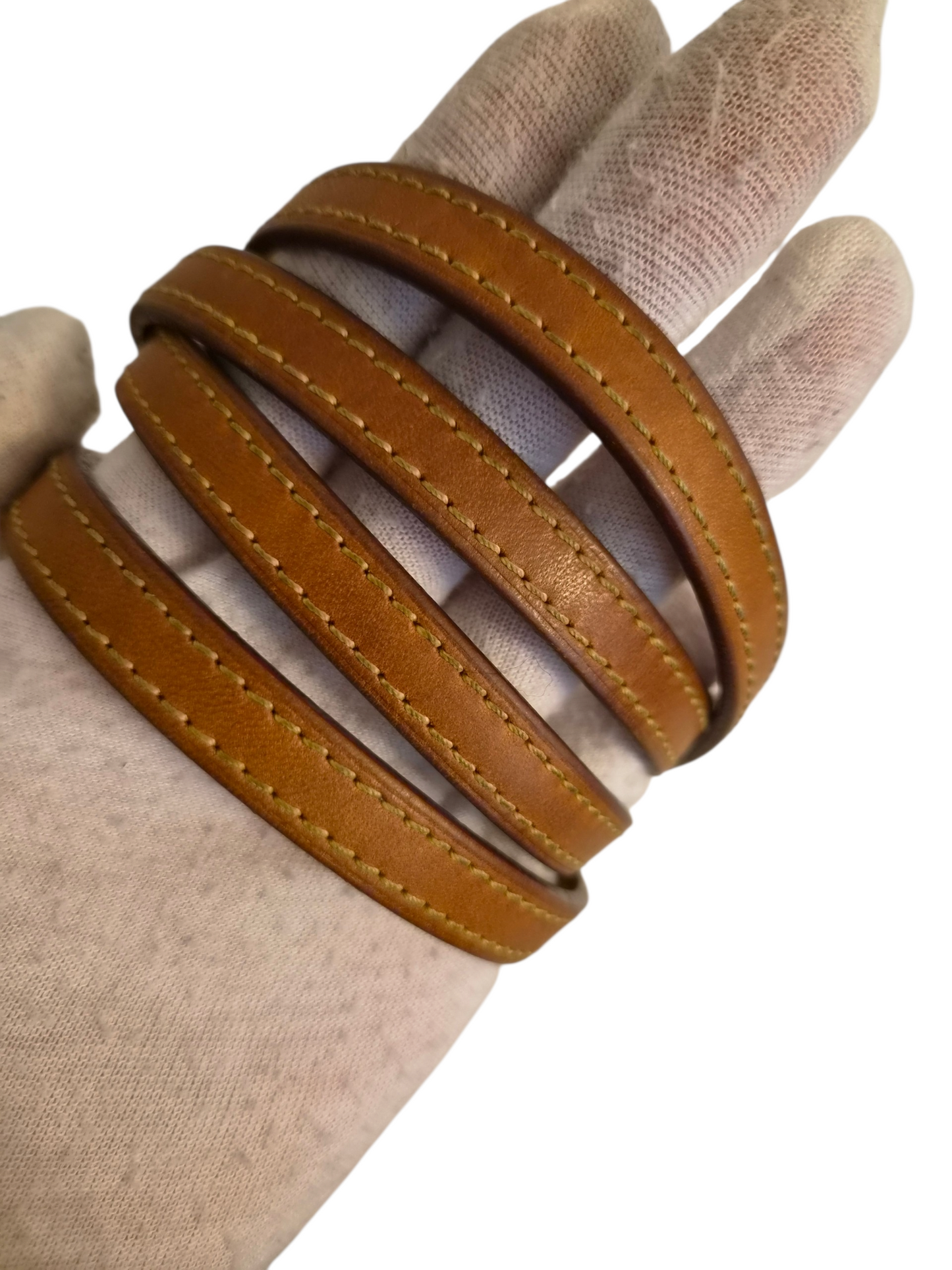 Louis Vuitton Eva vachetta strap